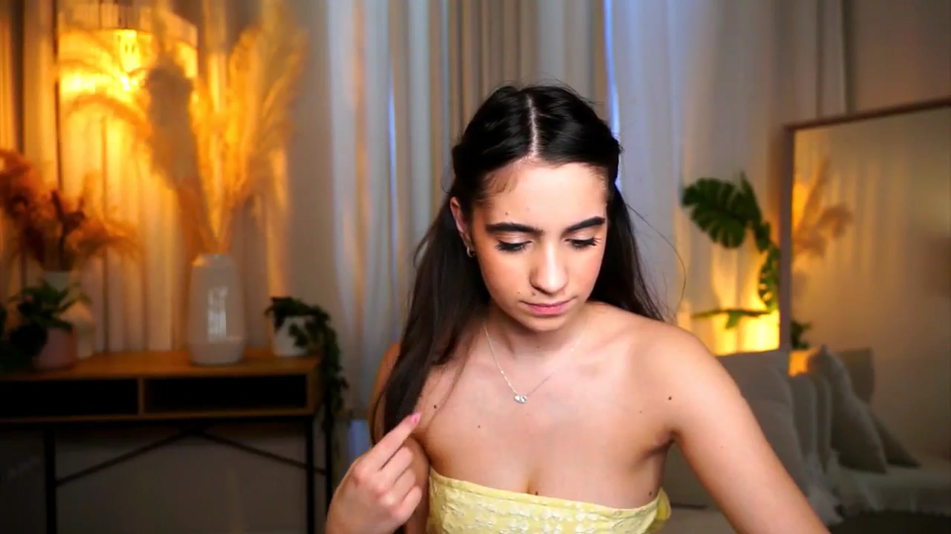Gallery image thumbnail from milkyway_'s myfreecams stream on, 02/08/2026, 13:24 image 8 of 20