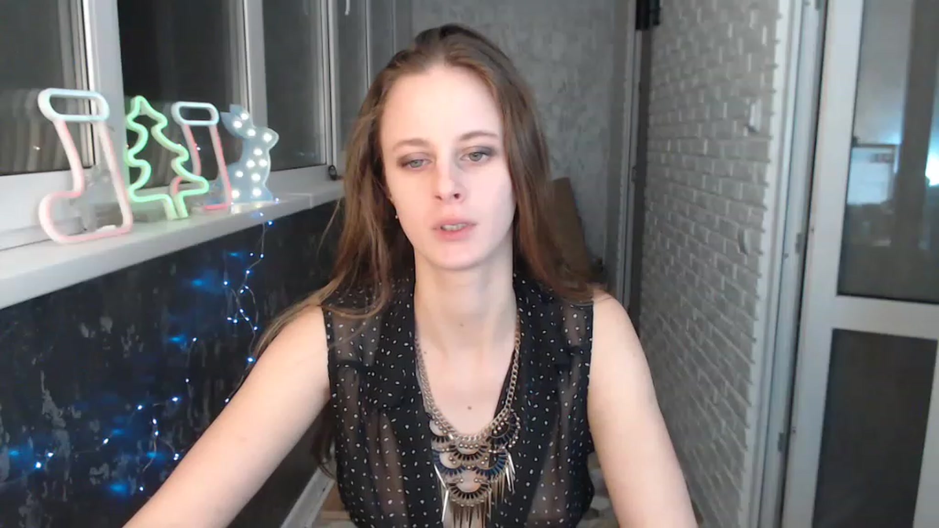 Gallery image thumbnail from mimiMILFal's myfreecams stream on, 12/12/2022, 15:01 image 4 of 20