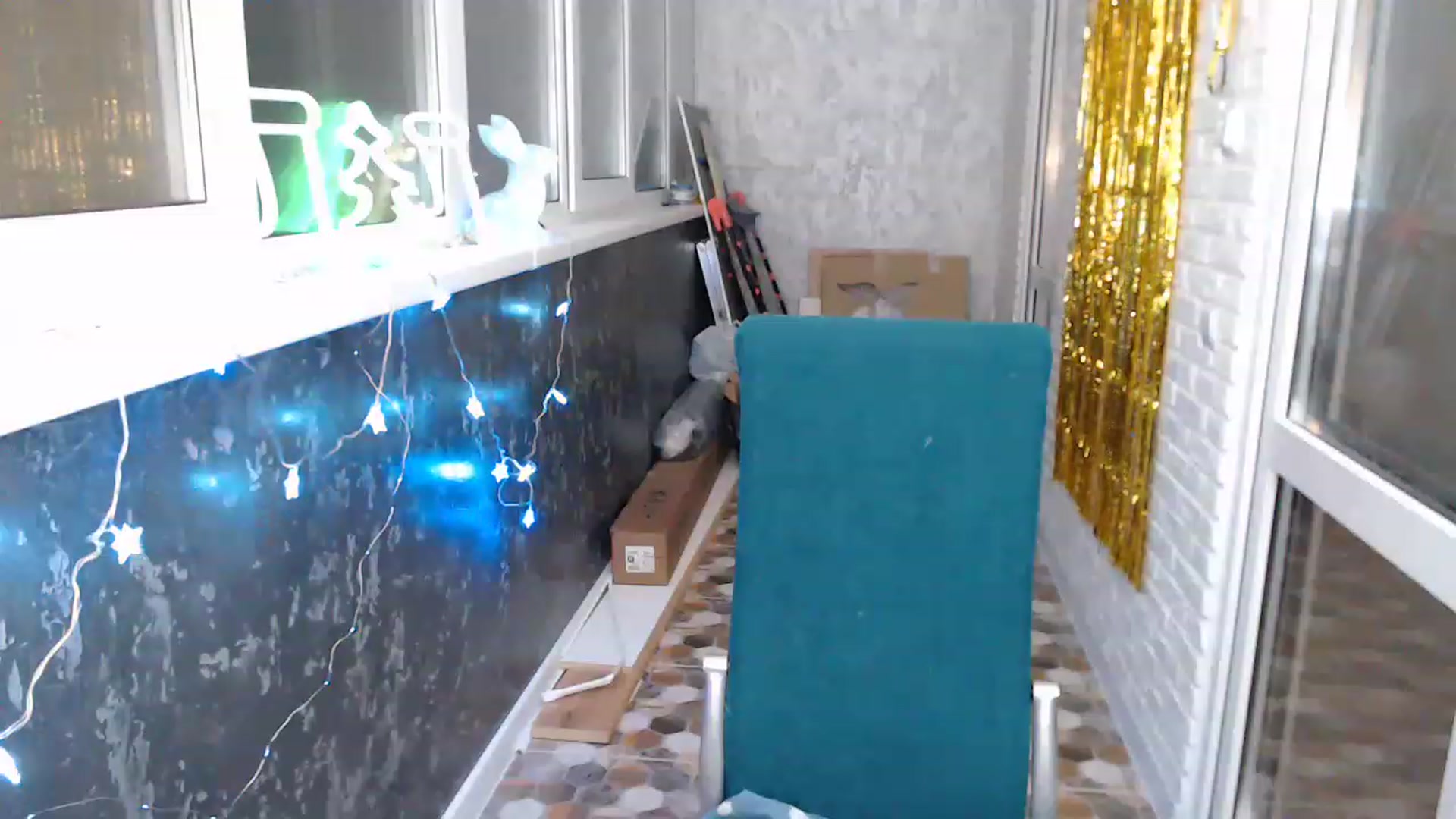 Gallery image thumbnail from mimiMILFal's myfreecams stream on, 12/28/2022, 22:03 image 9 of 20