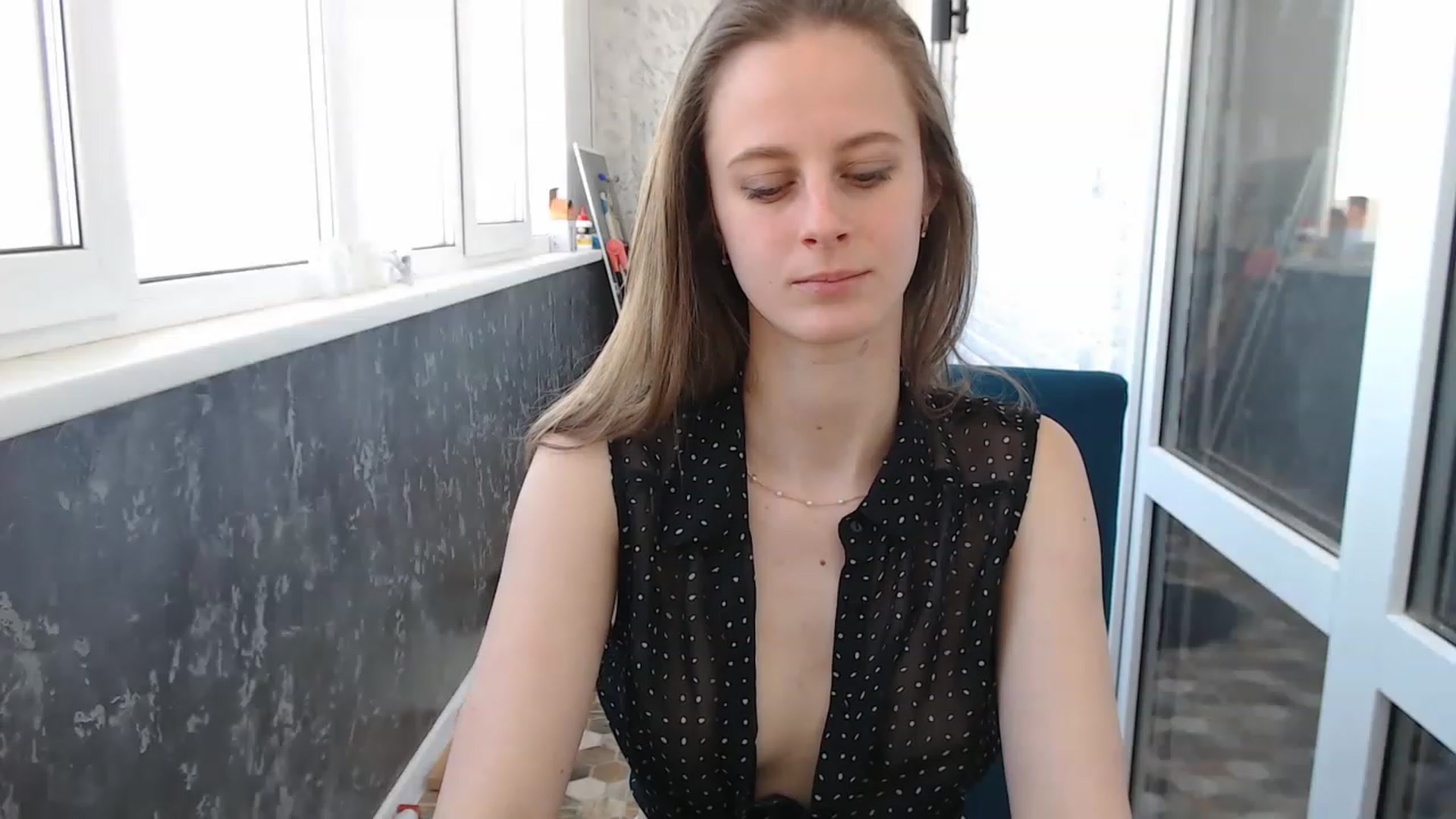 Gallery image thumbnail from mimiMILFal's myfreecams stream on, 04/16/2023, 08:43 image 8 of 20
