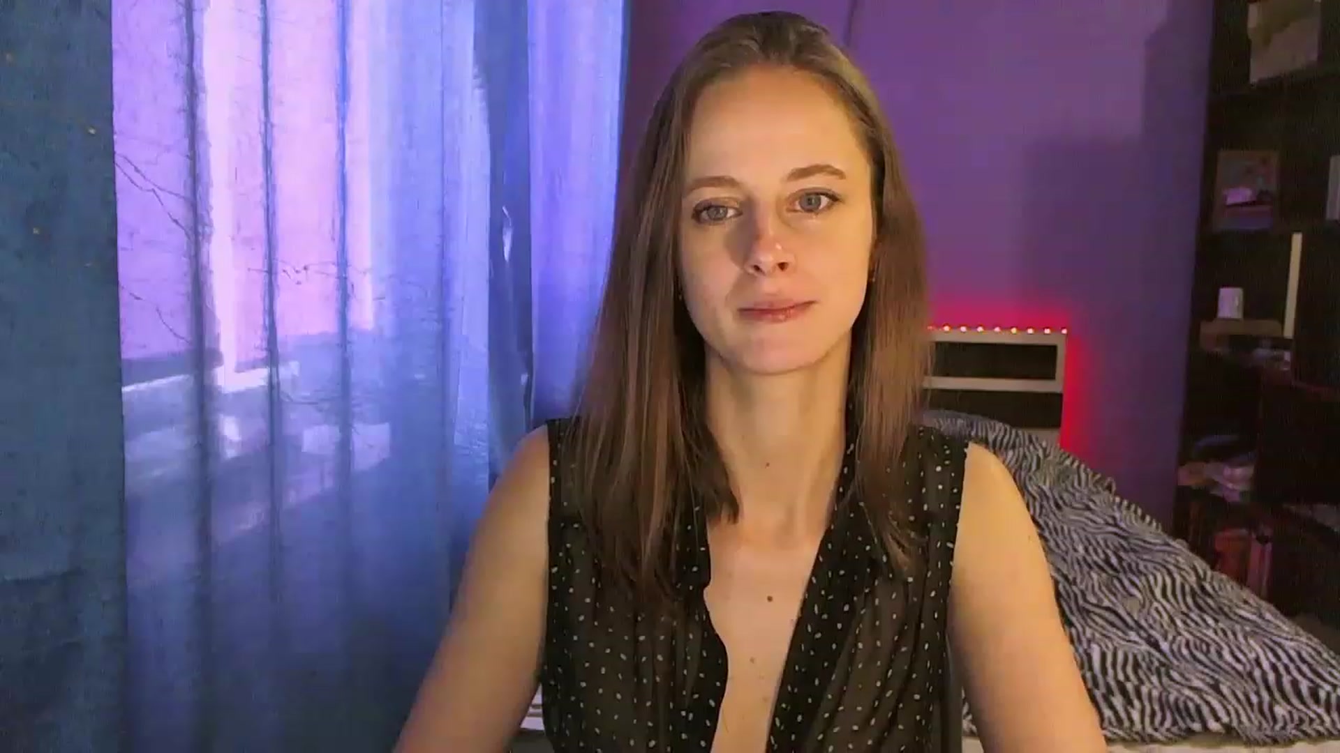 Gallery image thumbnail from mimiMILFal's myfreecams stream on, 05/15/2023, 10:30 image 4 of 20