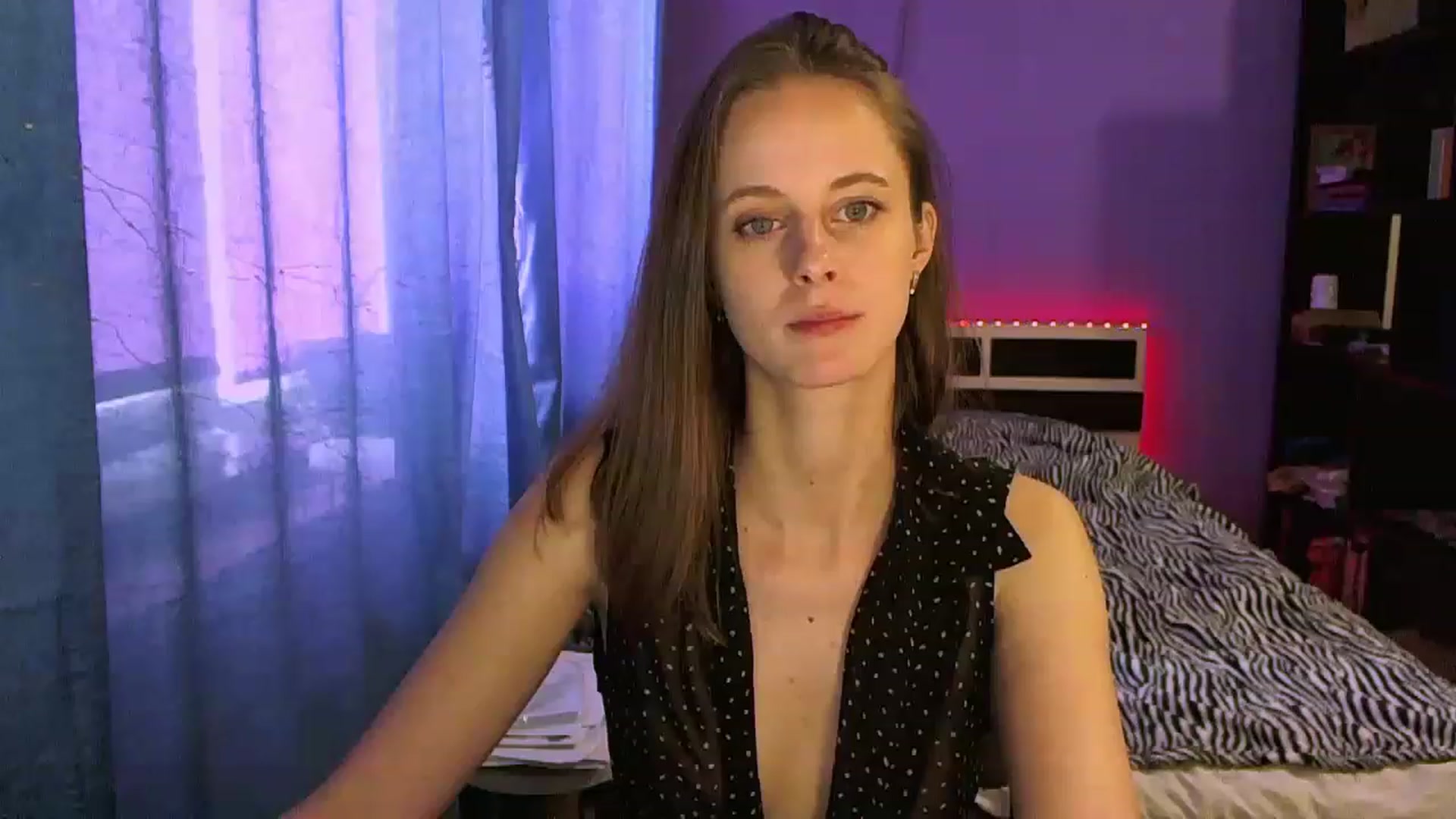 Gallery image thumbnail from mimiMILFal's myfreecams stream on, 05/15/2023, 12:41 image 16 of 20
