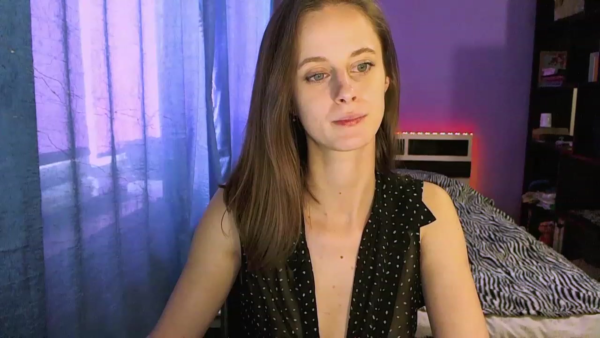 Gallery image thumbnail from mimiMILFal's myfreecams stream on, 05/15/2023, 12:41 image 8 of 20