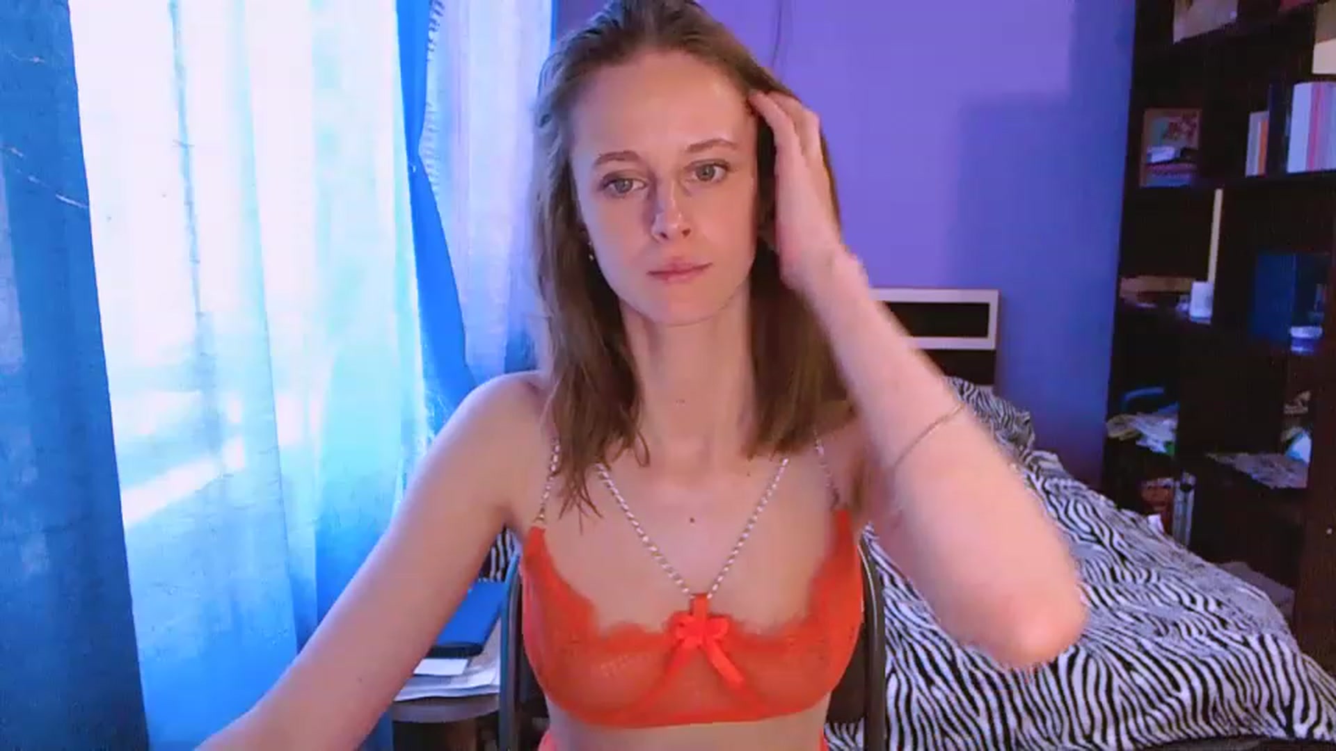 Gallery image thumbnail from mimiMILFal's myfreecams stream on, 05/20/2023, 12:19 image 10 of 20
