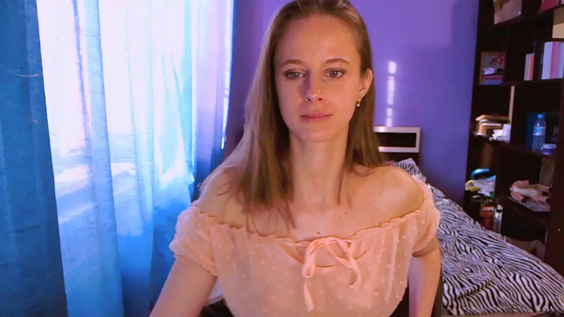 Gallery image thumbnail from mimiMILFal's myfreecams stream on, 05/22/2023, 14:25 image 18 of 20