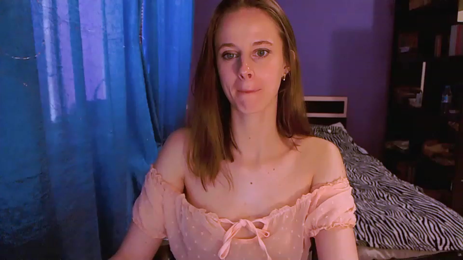 Gallery image thumbnail from mimiMILFal's myfreecams stream on, 05/22/2023, 15:16 image 17 of 20