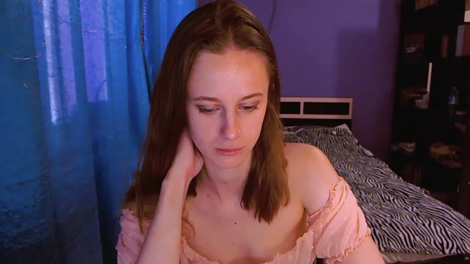 Gallery image thumbnail from mimiMILFal's myfreecams stream on, 05/22/2023, 15:16 image 12 of 20