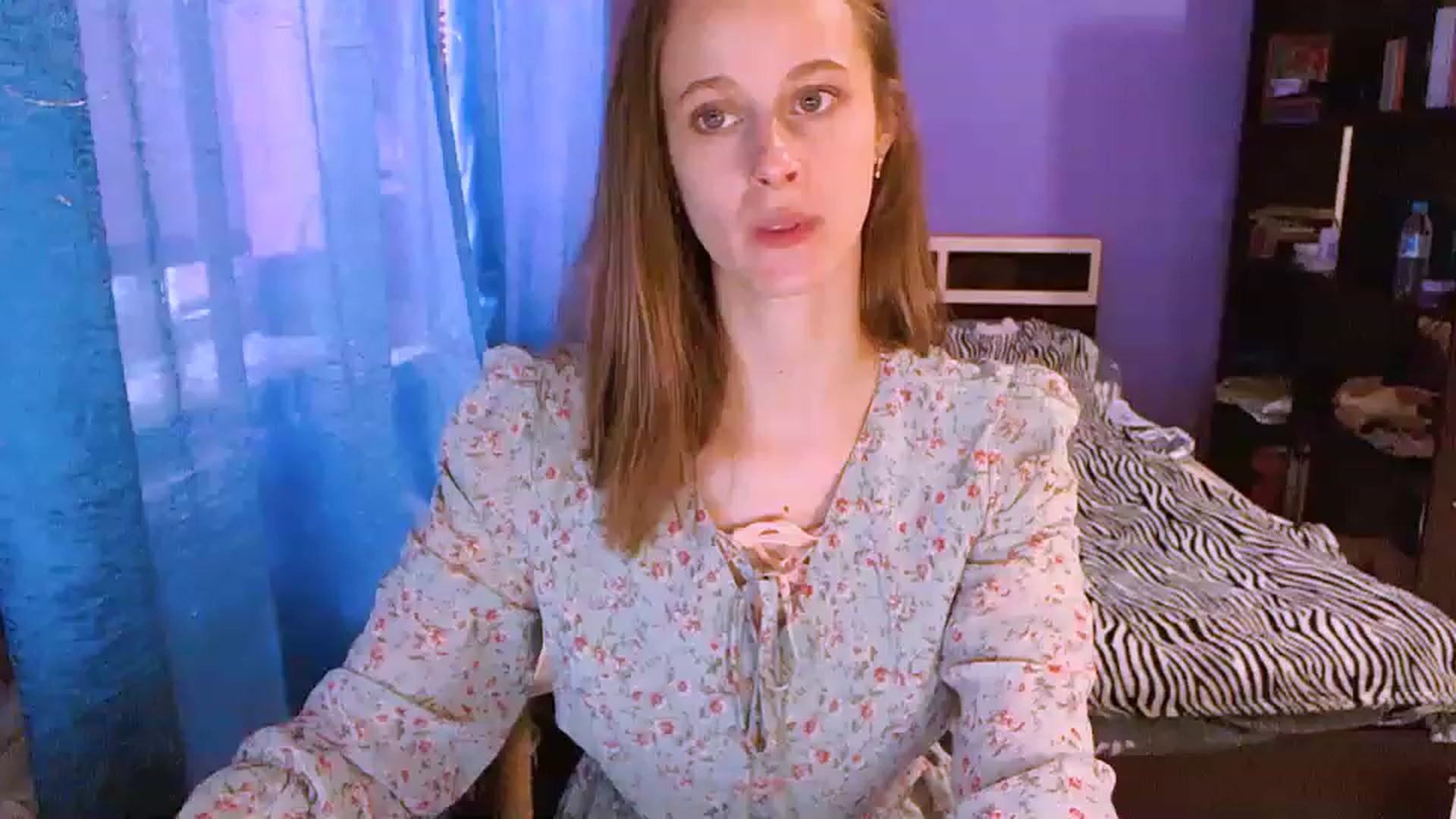 Gallery image thumbnail from mimiMILFal's myfreecams stream on, 05/23/2023, 15:00 image 12 of 20