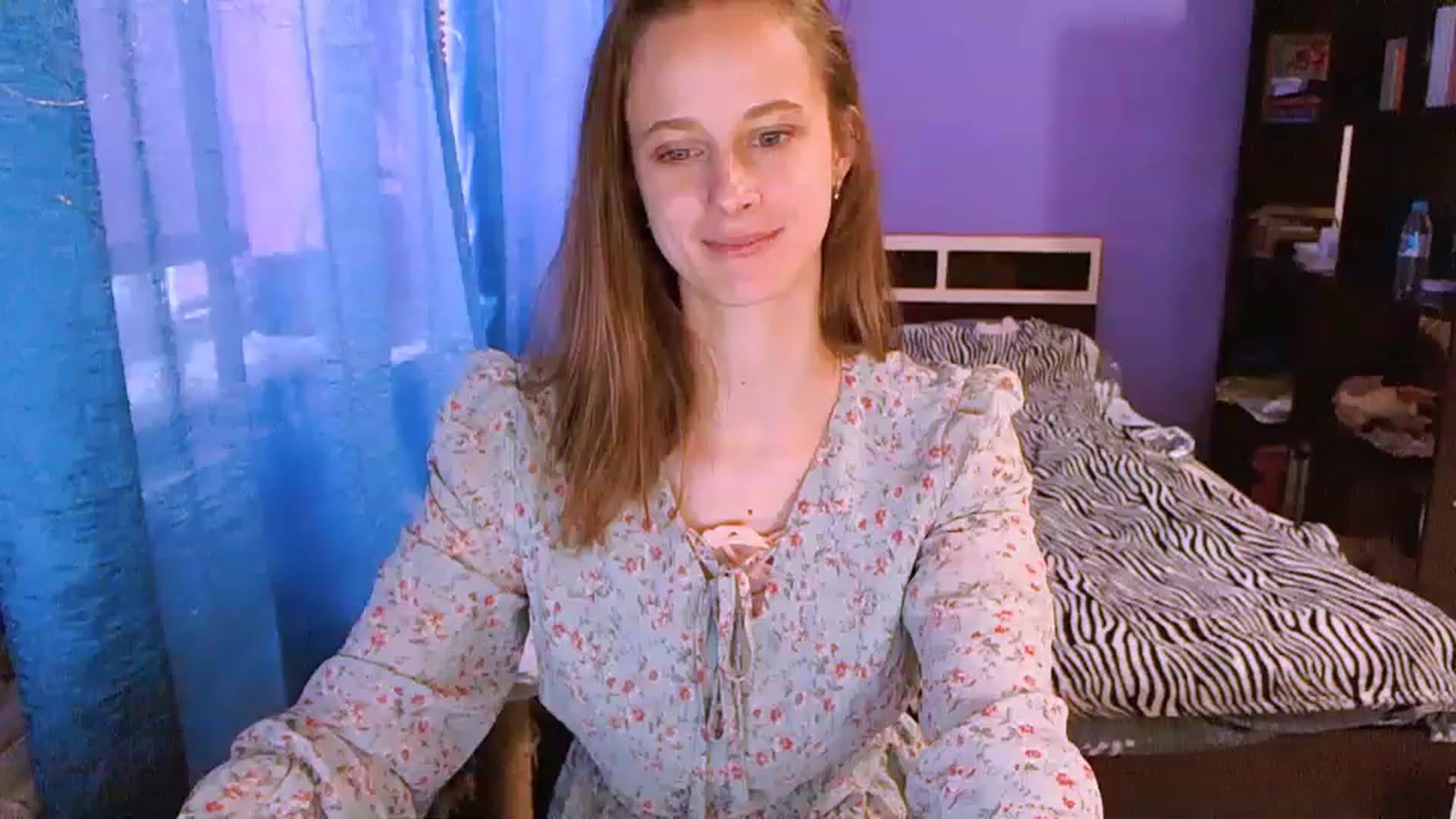 Gallery image thumbnail from mimiMILFal's myfreecams stream on, 05/23/2023, 15:00 image 11 of 20