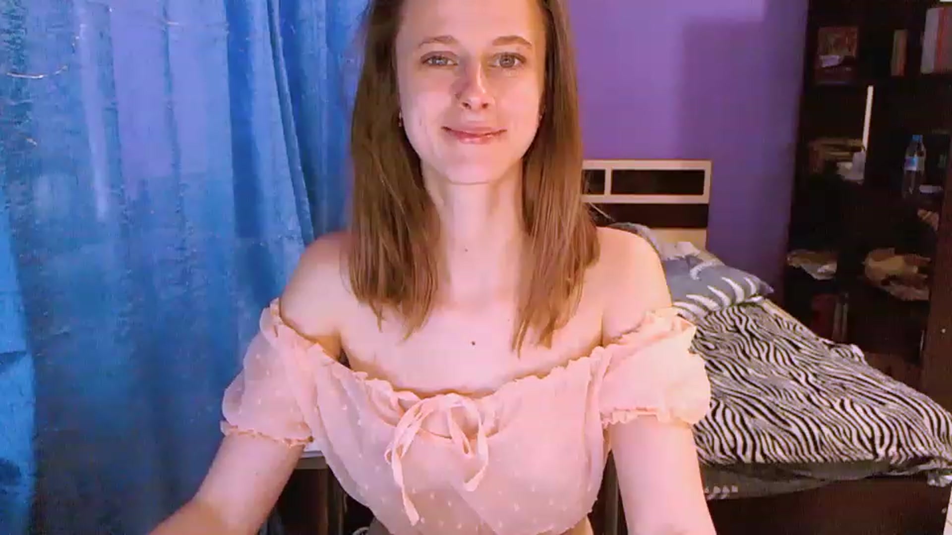 Gallery image thumbnail from mimiMILFal's myfreecams stream on, 05/23/2023, 15:45 image 13 of 20