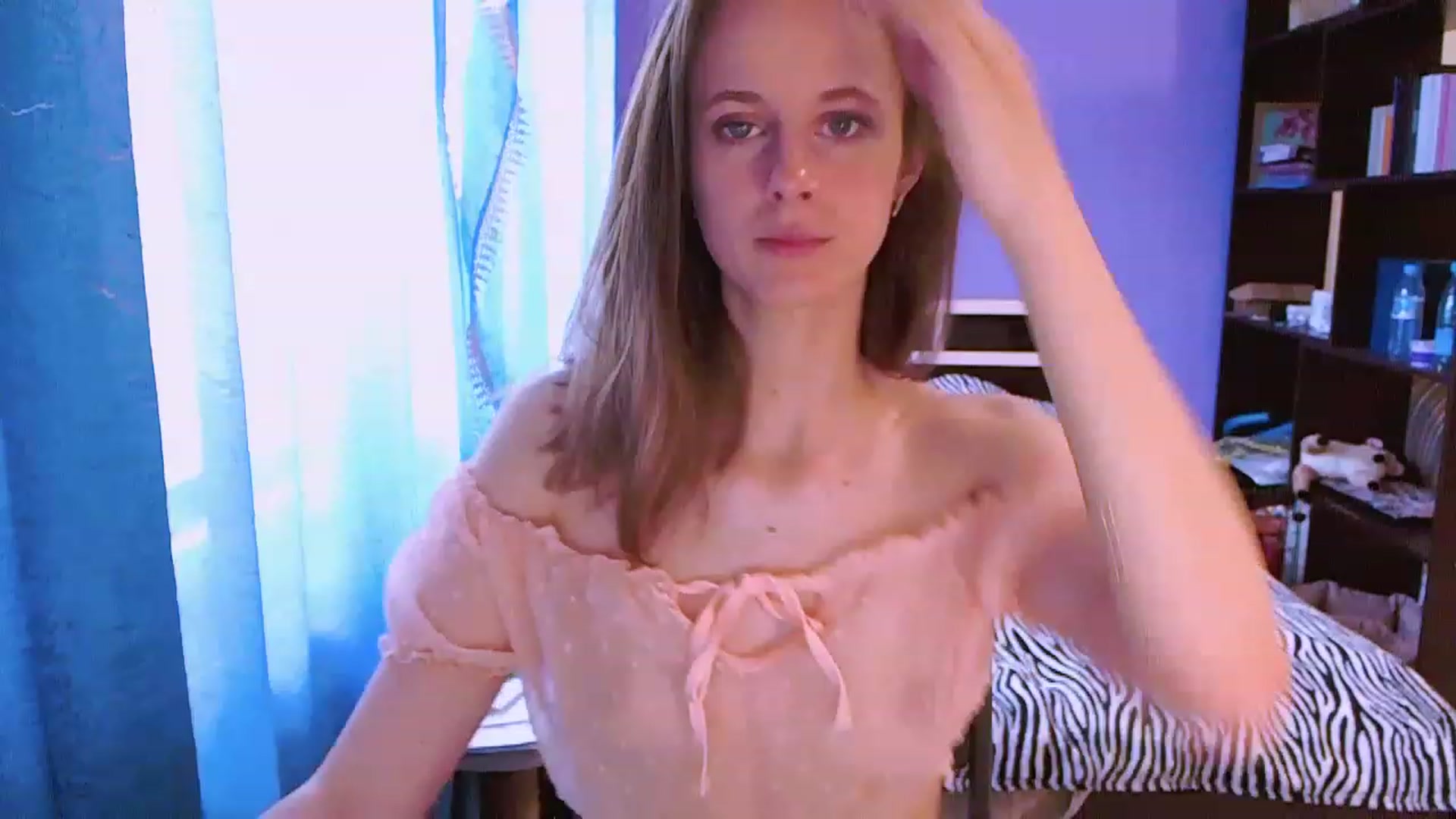 Gallery image thumbnail from mimiMILFal's myfreecams stream on, 05/30/2023, 11:59 image 9 of 20