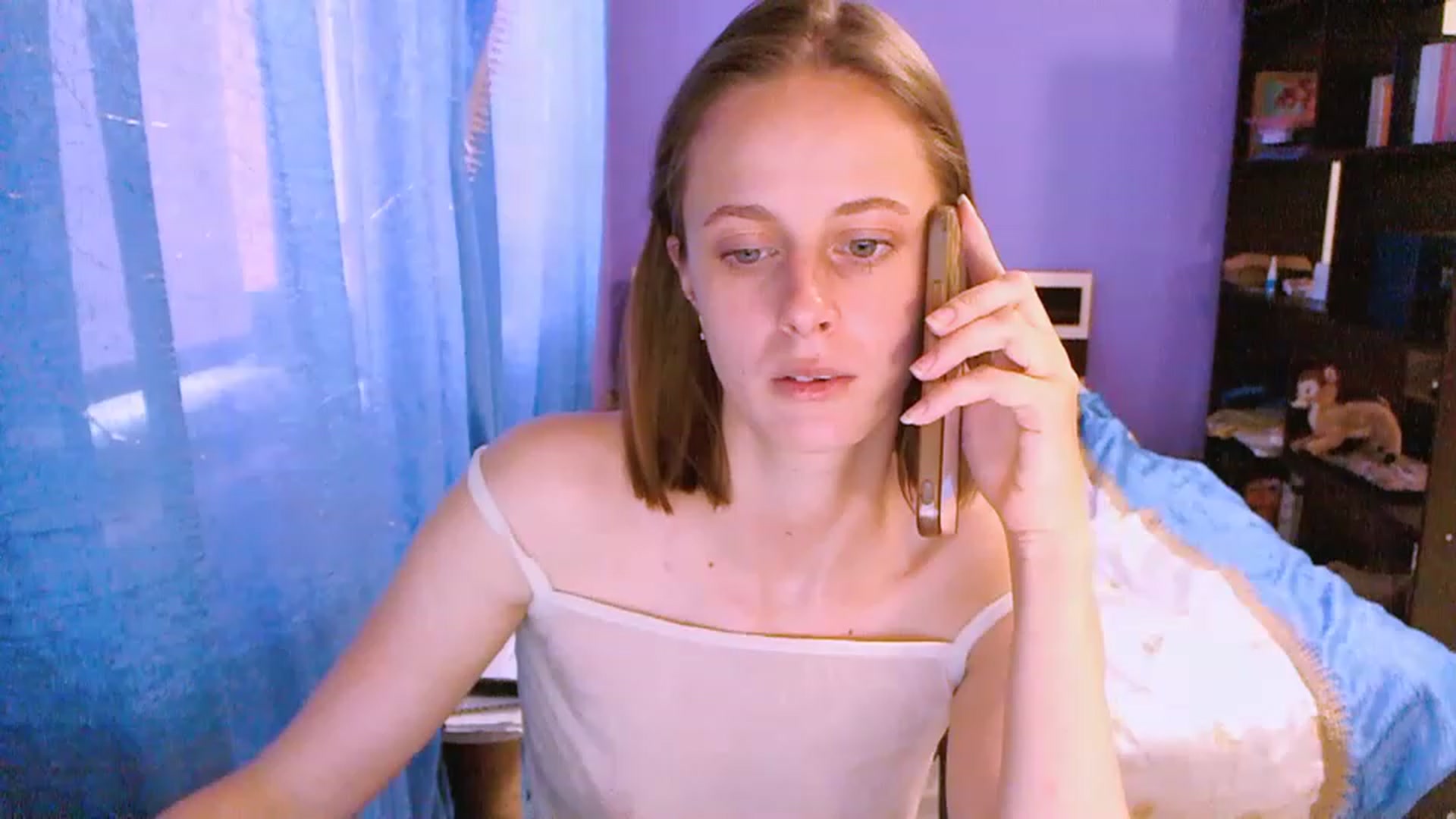 Gallery image thumbnail from mimiMILFal's myfreecams stream on, 06/11/2023, 12:30 image 10 of 20