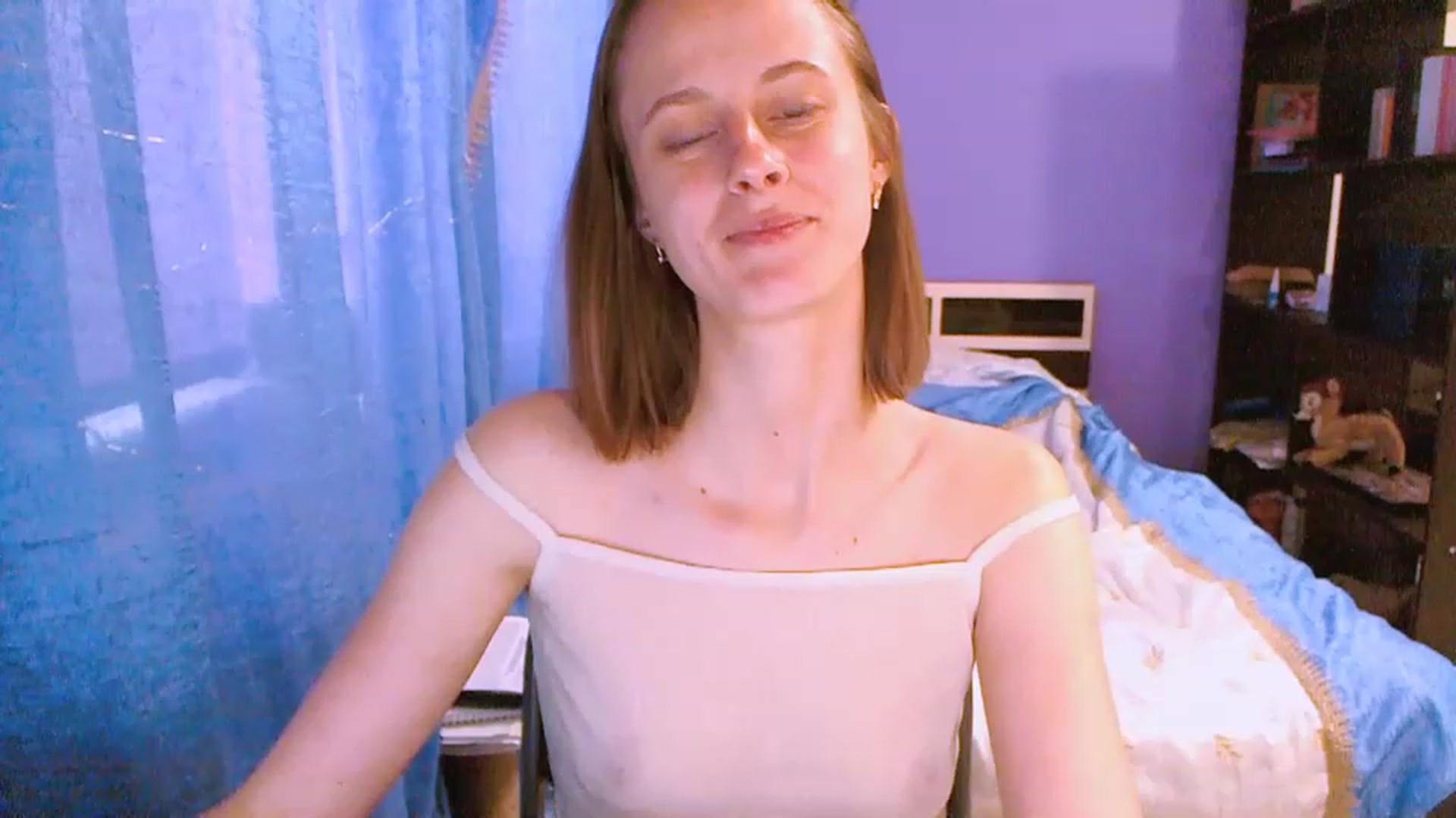 Gallery image thumbnail from mimiMILFal's myfreecams stream on, 06/11/2023, 14:27 image 4 of 20