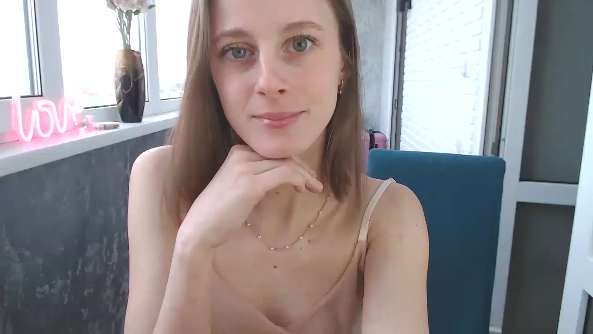 Gallery image thumbnail from mimiMILFal's myfreecams stream on, 12/02/2023, 13:04 image 14 of 20