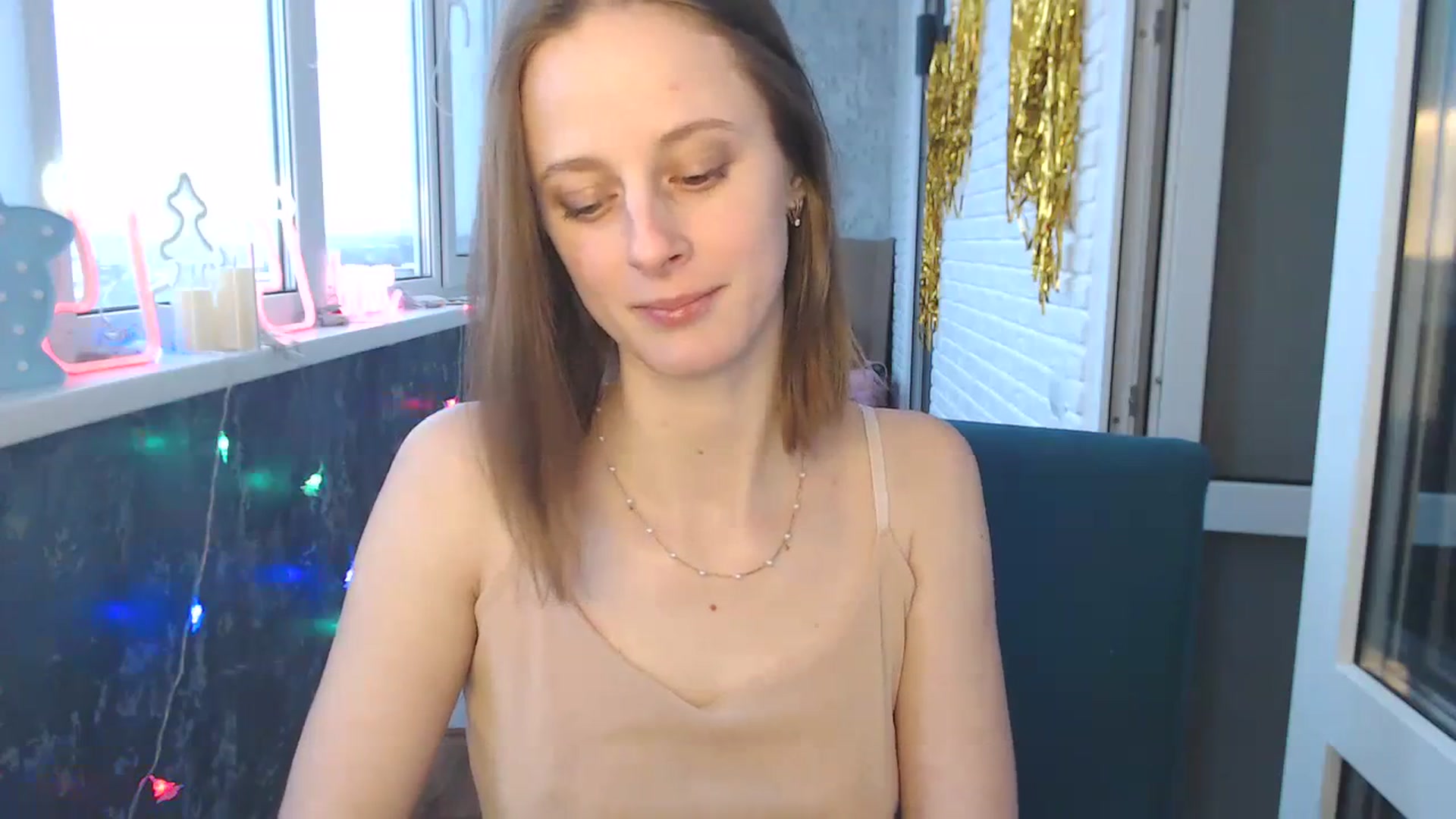Gallery image thumbnail from mimiMILFal's myfreecams stream on, 12/07/2023, 13:18 image 5 of 20