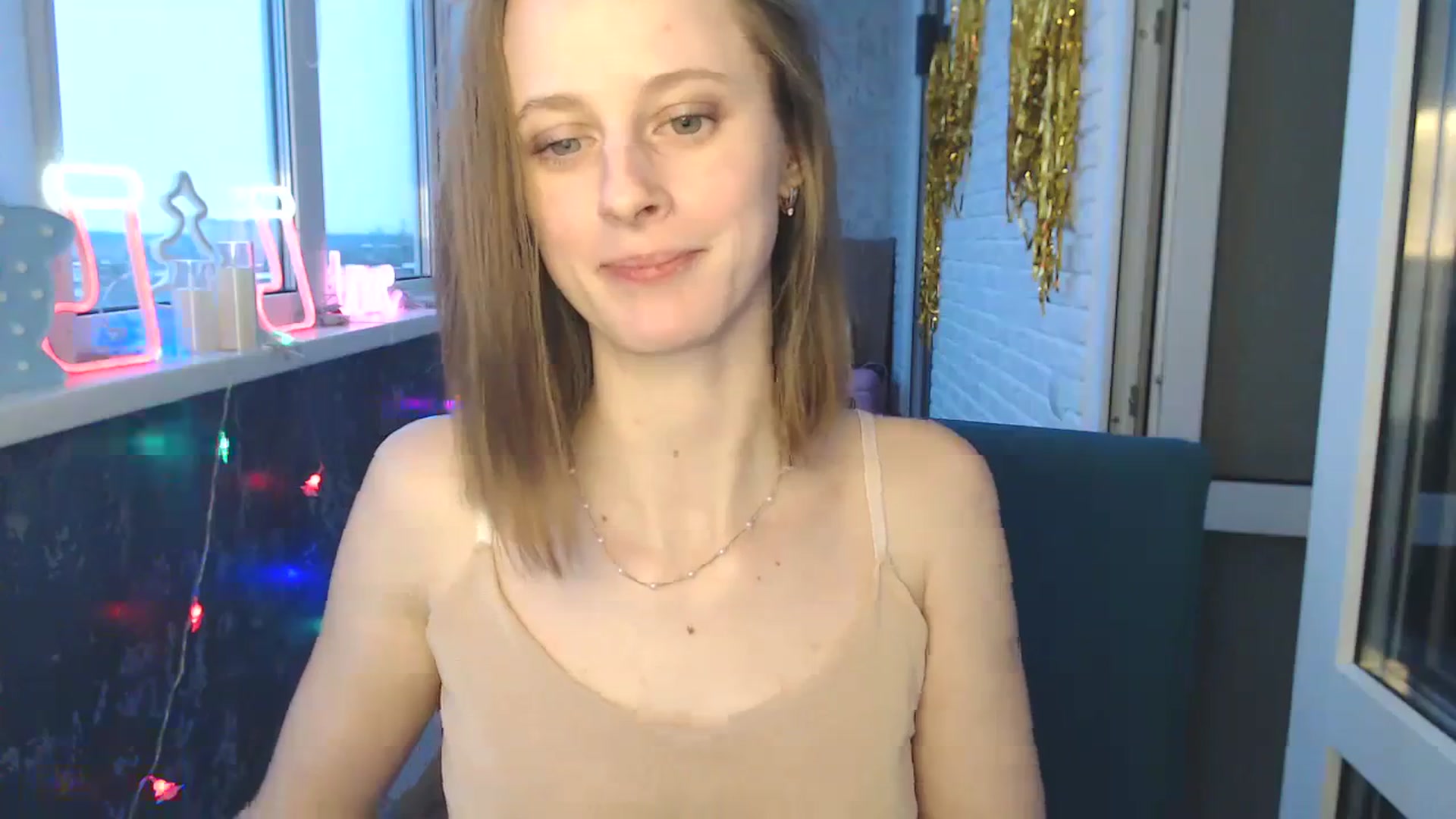 Gallery image thumbnail from mimiMILFal's myfreecams stream on, 12/07/2023, 13:18 image 11 of 20