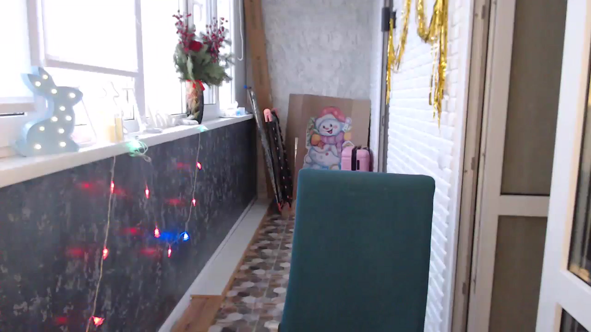 Gallery image thumbnail from mimiMILFal's myfreecams stream on, 12/22/2023, 11:57 image 15 of 20
