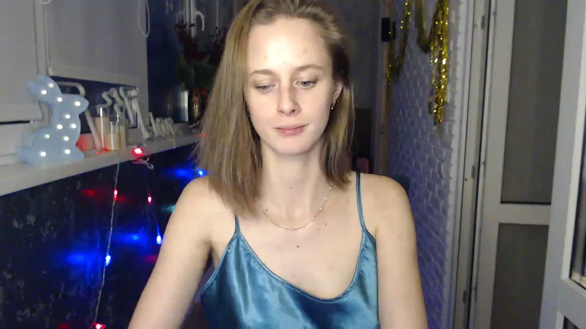 Gallery image thumbnail from mimiMILFal's myfreecams stream on, 12/22/2023, 13:35 image 16 of 20