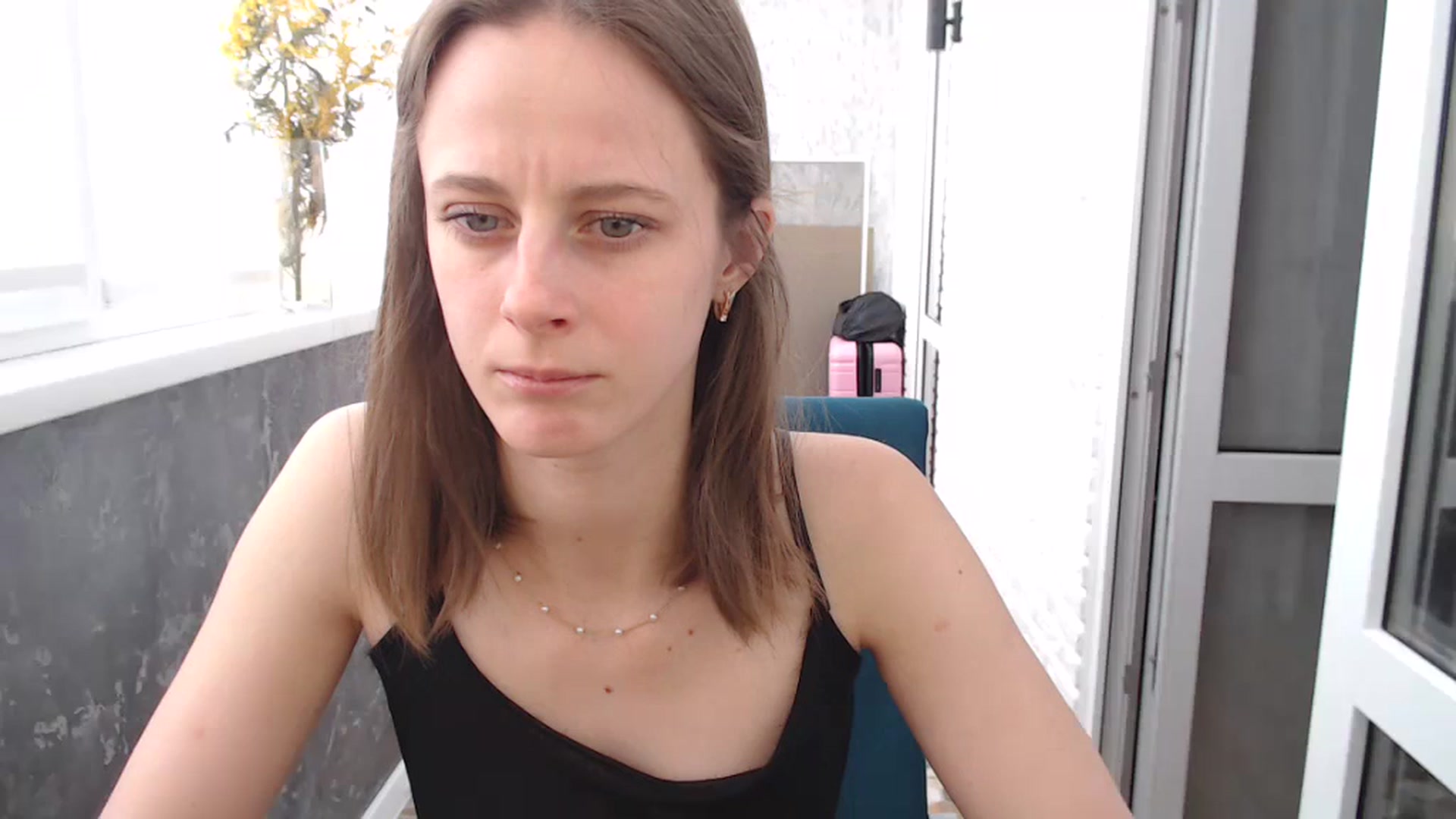 Gallery image thumbnail from mimiMILFal's myfreecams stream on, 03/12/2024, 10:52 image 10 of 20