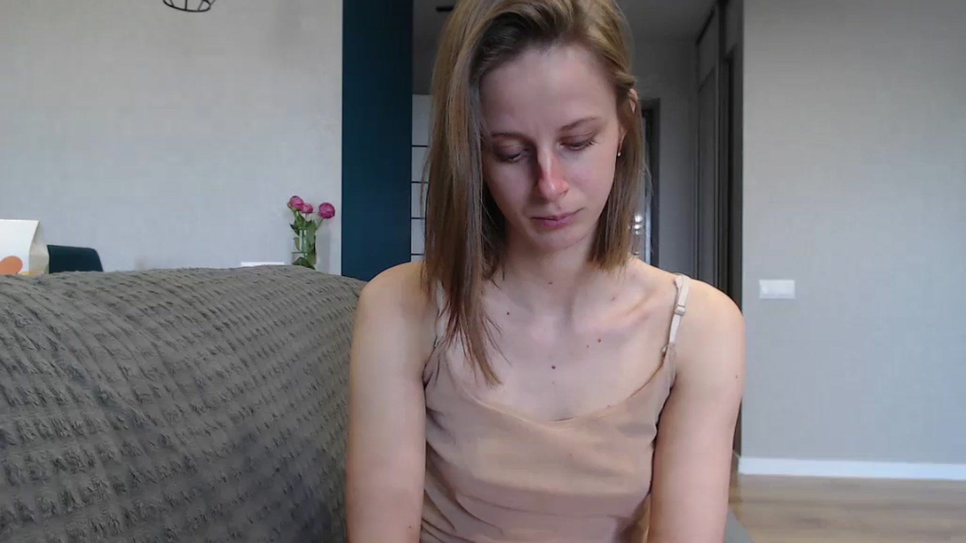 Gallery image thumbnail from mimiMILFal's myfreecams stream on, 05/17/2024, 15:10 image 3 of 20