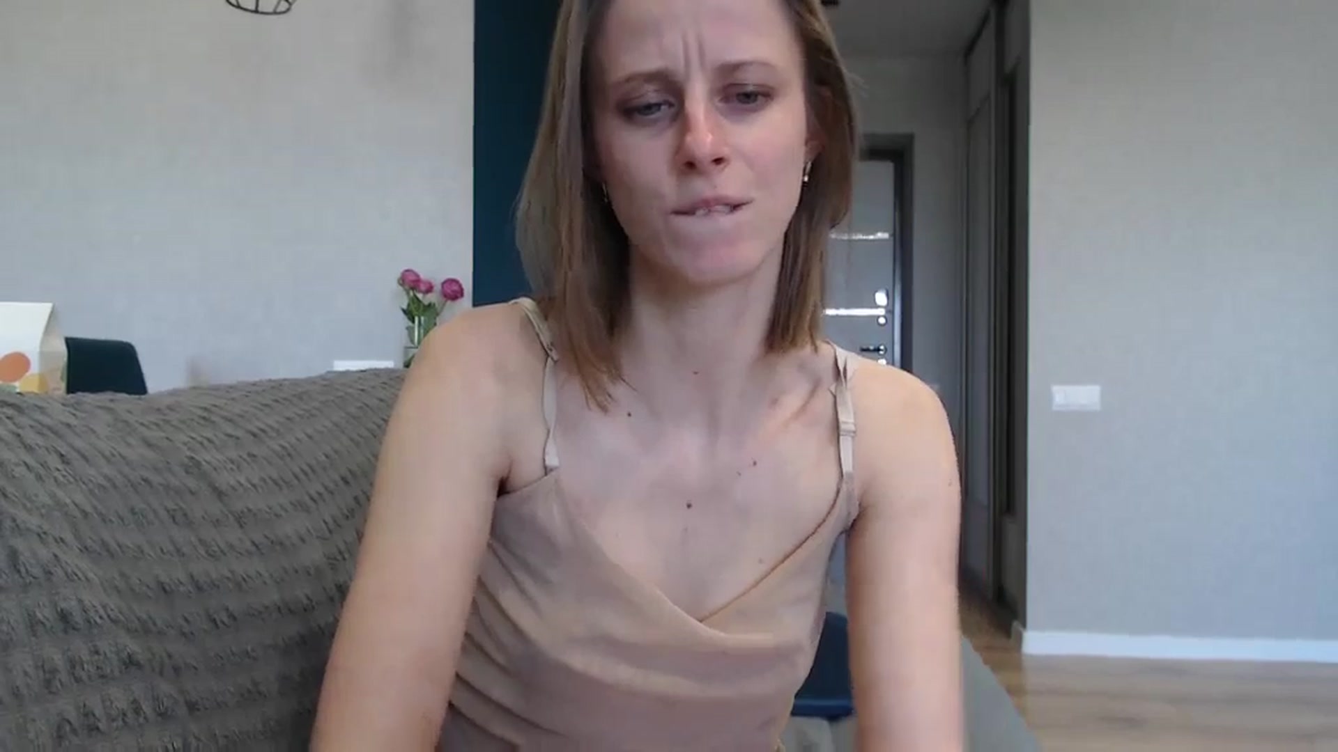 Gallery image thumbnail from mimiMILFal's myfreecams stream on, 05/17/2024, 15:10 image 2 of 20