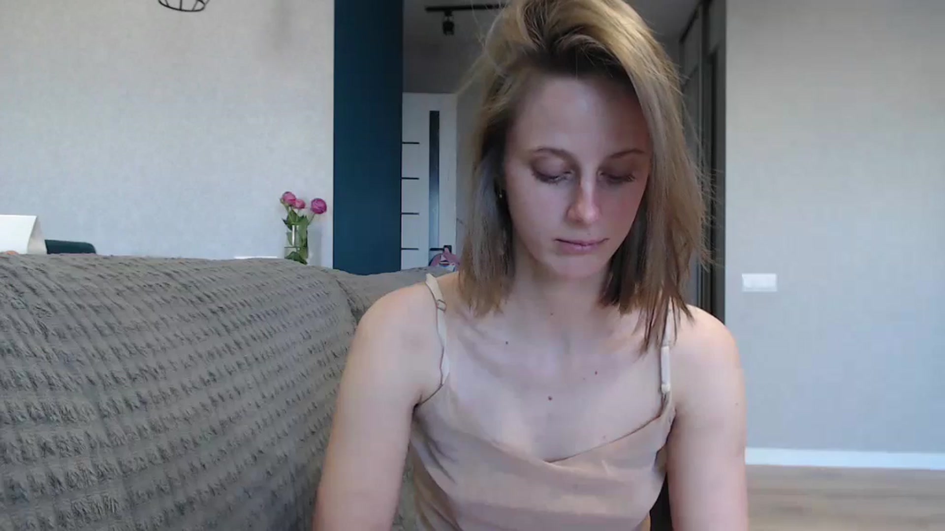 Gallery image thumbnail from mimiMILFal's myfreecams stream on, 05/17/2024, 15:10 image 20 of 20