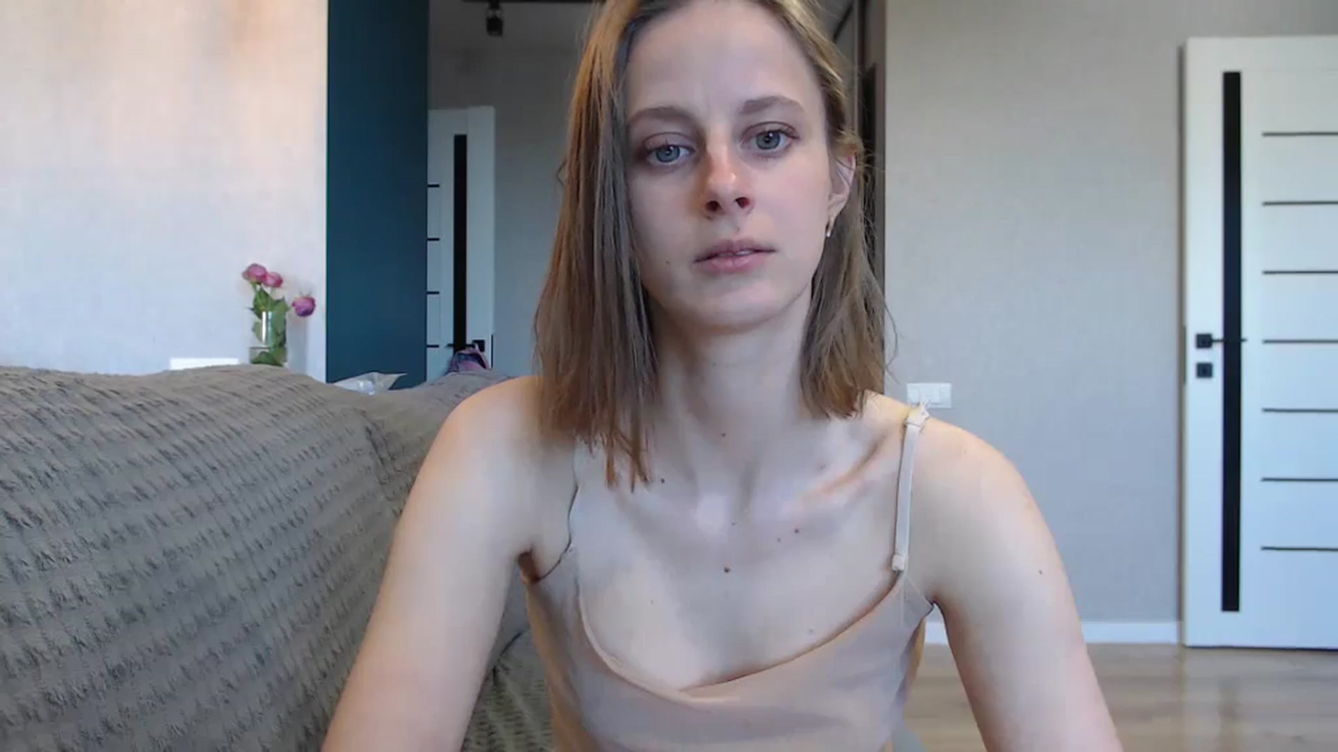 Gallery image thumbnail from mimiMILFal's myfreecams stream on, 05/19/2024, 13:50 image 11 of 20