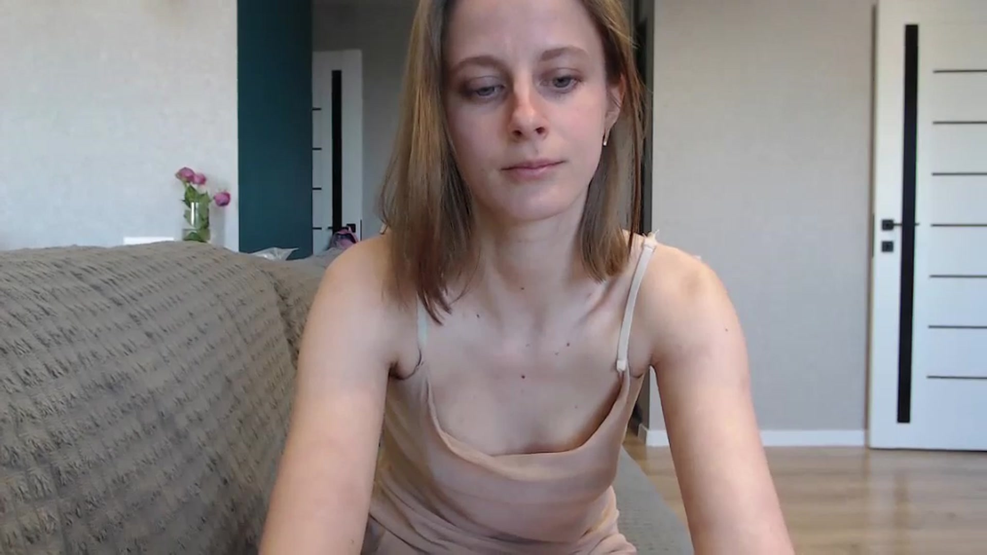 Gallery image thumbnail from mimiMILFal's myfreecams stream on, 05/19/2024, 14:58 image 12 of 20