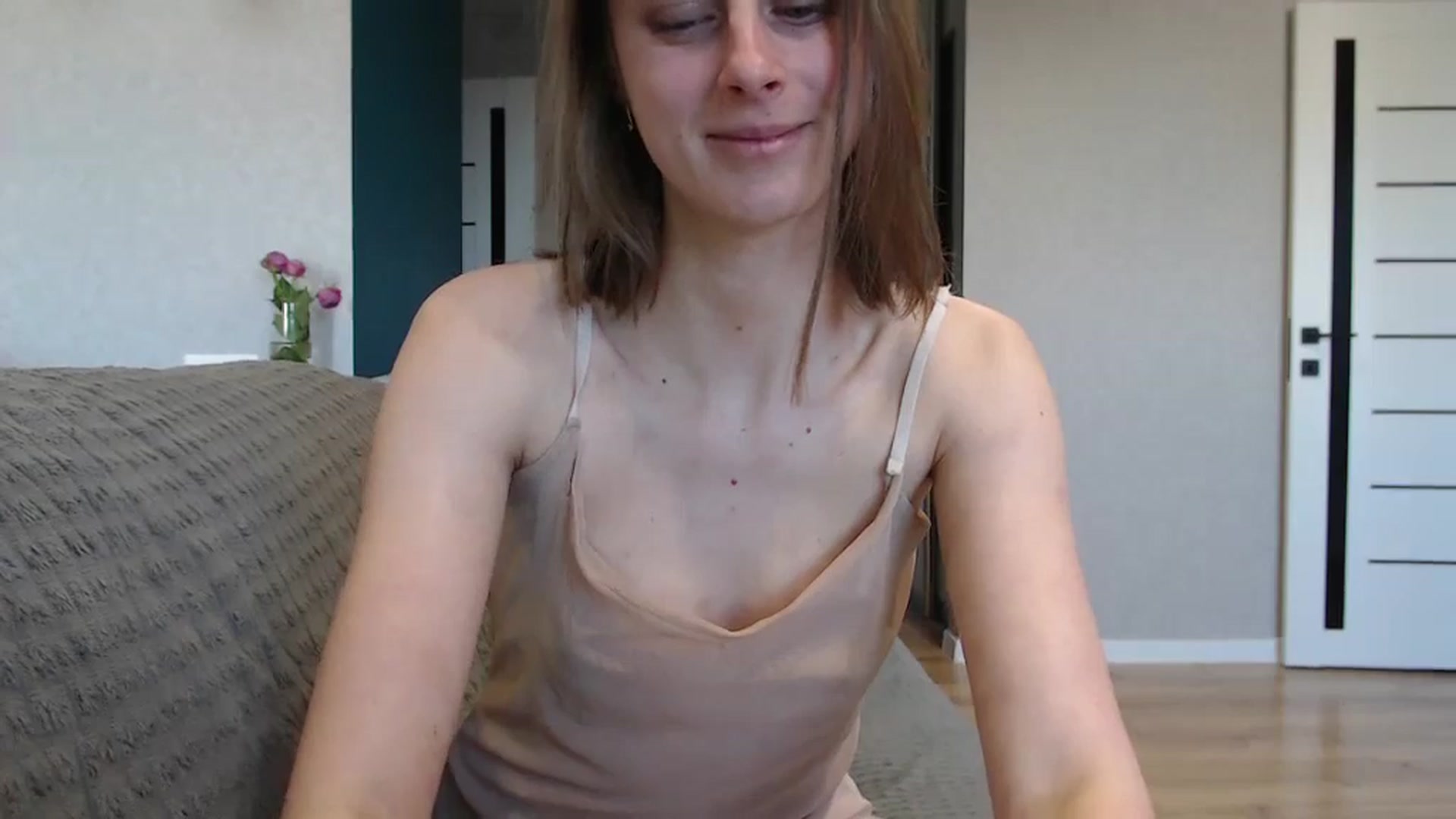 Gallery image thumbnail from mimiMILFal's myfreecams stream on, 05/19/2024, 14:58 image 5 of 20
