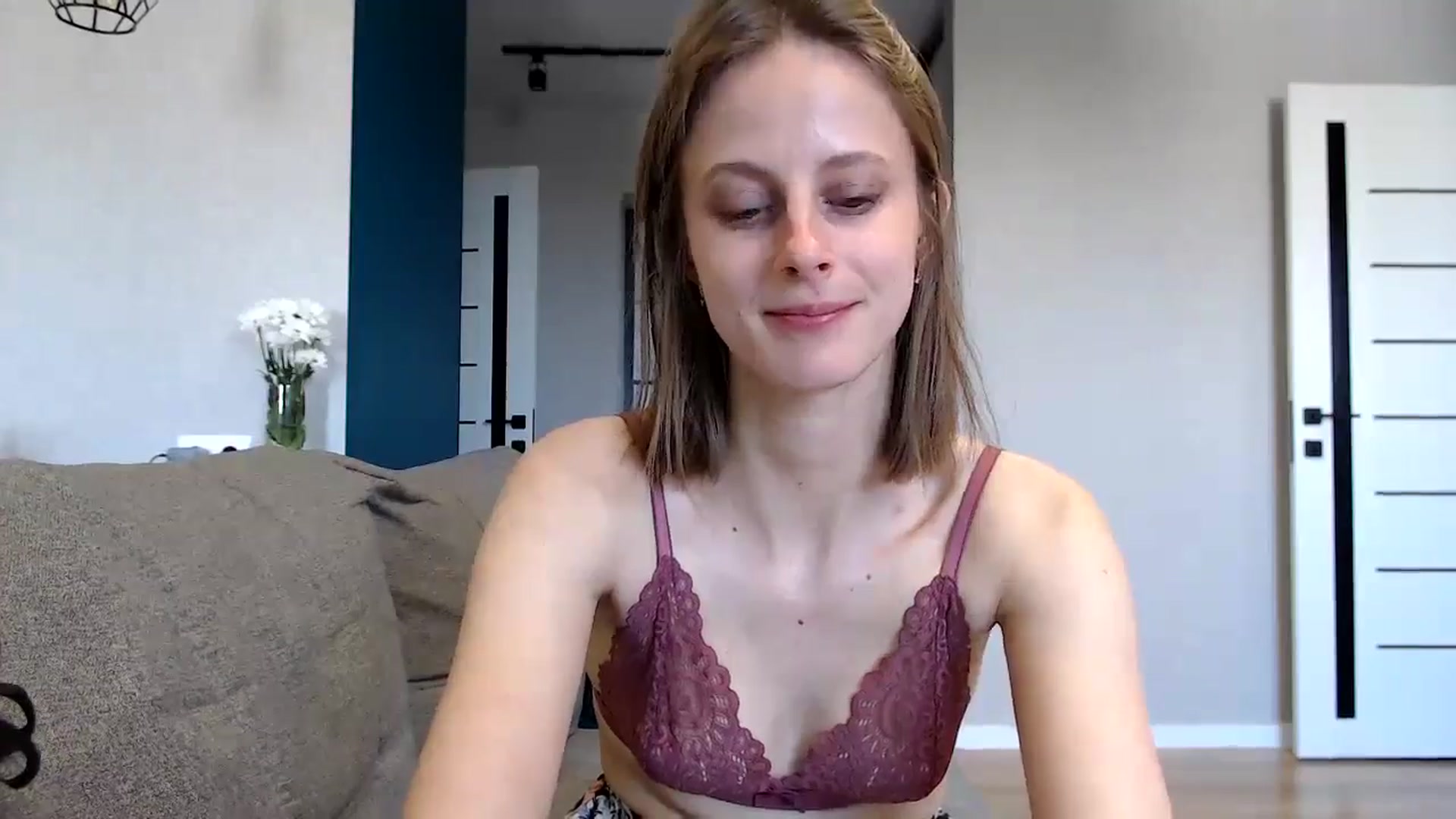 Gallery image thumbnail from mimiMILFal's myfreecams stream on, 05/21/2024, 12:16 image 20 of 20