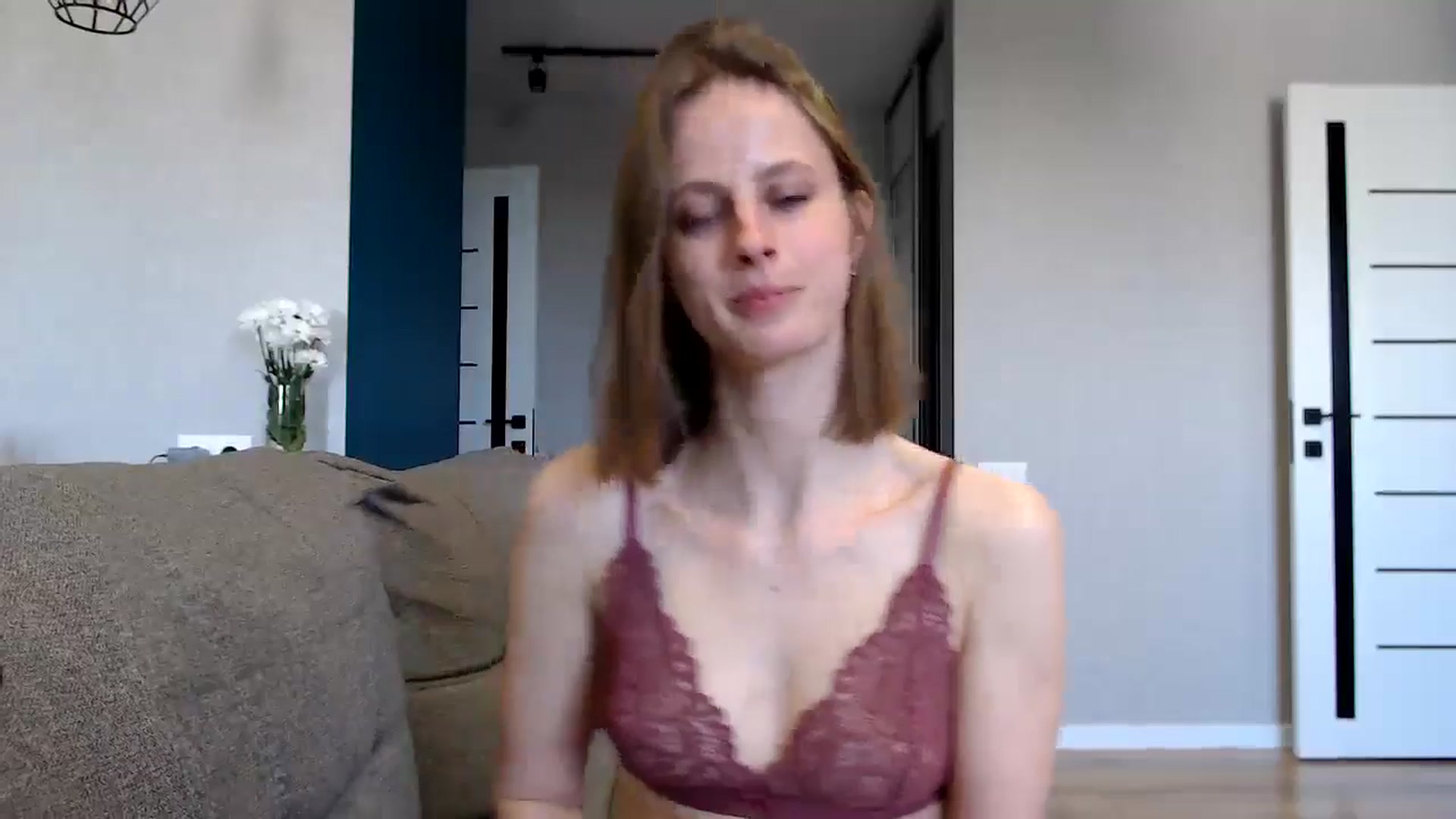 Gallery image thumbnail from mimiMILFal's myfreecams stream on, 05/21/2024, 12:16 image 15 of 20