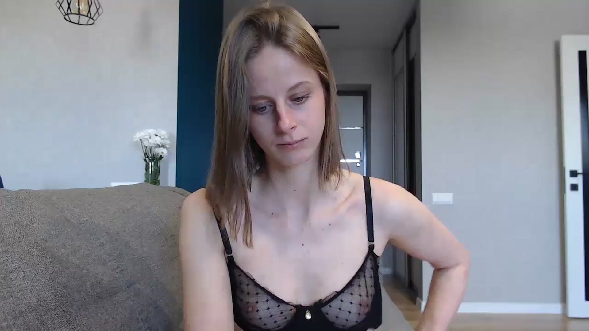 Gallery image thumbnail from mimiMILFal's myfreecams stream on, 05/23/2024, 15:04 image 11 of 20