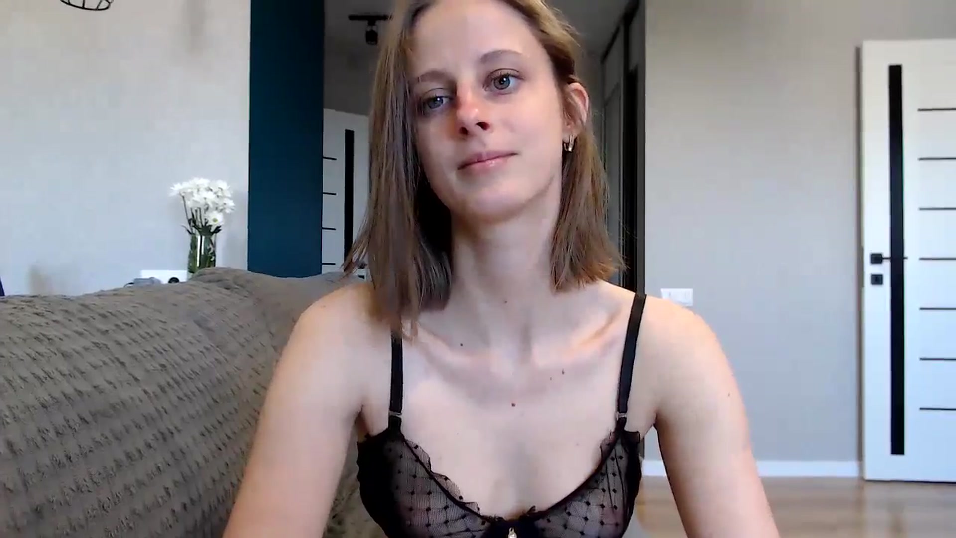 Gallery image thumbnail from mimiMILFal's myfreecams stream on, 05/28/2024, 12:51 image 3 of 20