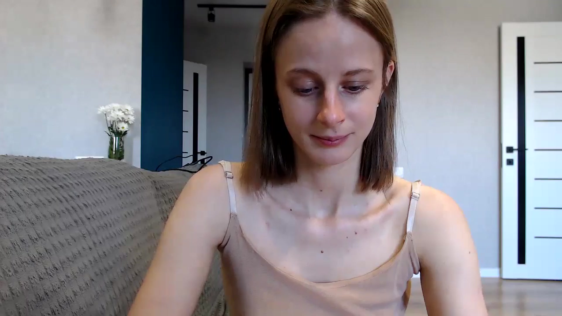 Gallery image thumbnail from mimiMILFal's myfreecams stream on, 05/30/2024, 14:52 image 3 of 20