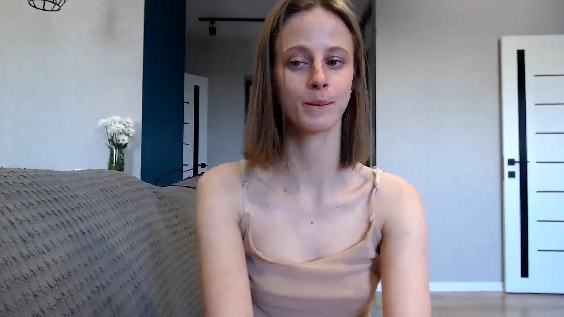 Gallery image thumbnail from mimiMILFal's myfreecams stream on, 05/30/2024, 14:52 image 13 of 20