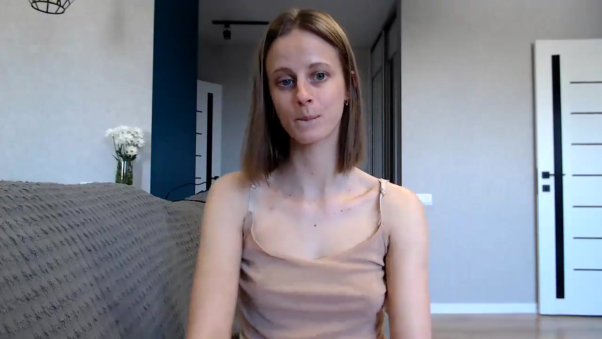 Gallery image thumbnail from mimiMILFal's myfreecams stream on, 05/30/2024, 14:52 image 14 of 20