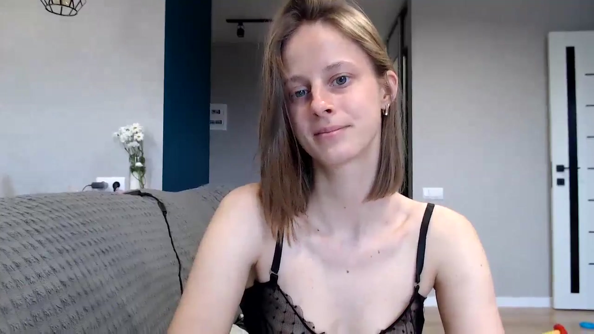 Gallery image thumbnail from mimiMILFal's myfreecams stream on, 06/02/2024, 15:31 image 19 of 20