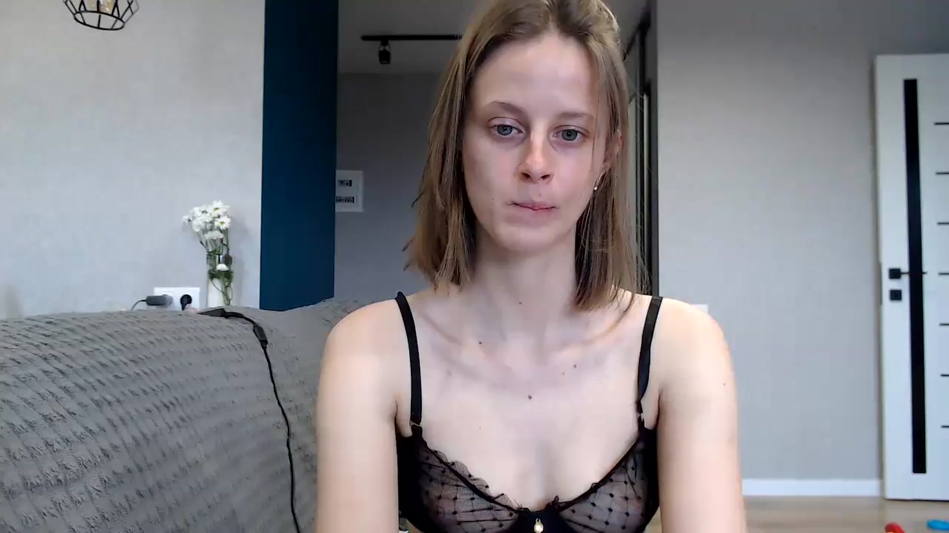 Gallery image thumbnail from mimiMILFal's myfreecams stream on, 06/02/2024, 15:31 image 18 of 20