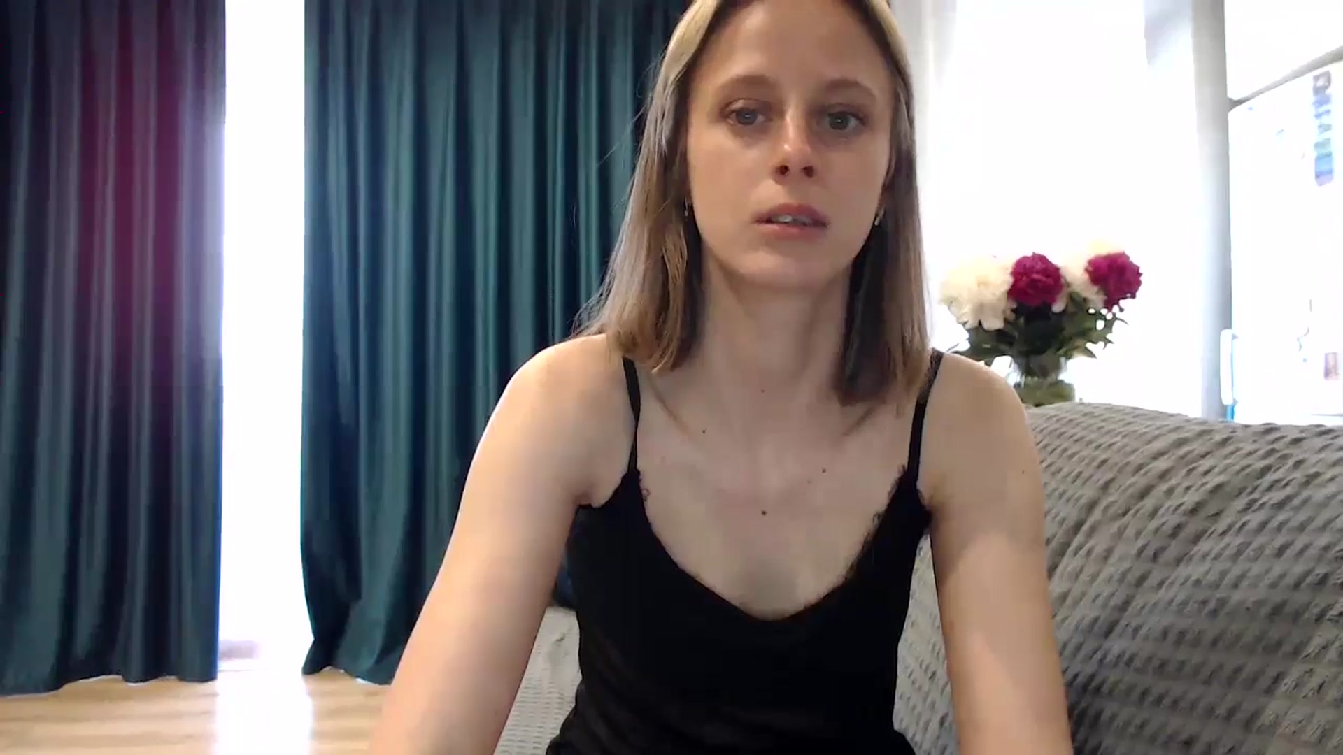Gallery image thumbnail from mimiMILFal's myfreecams stream on, 06/03/2024, 14:05 image 3 of 20