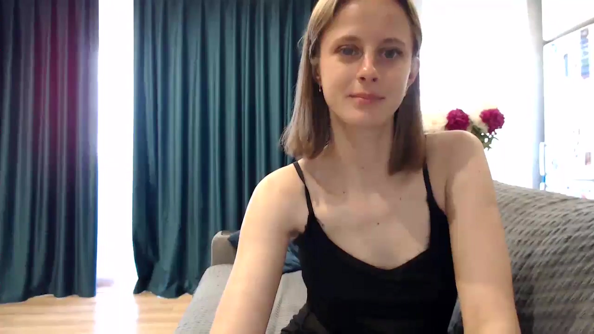 Gallery image thumbnail from mimiMILFal's myfreecams stream on, 06/03/2024, 14:05 image 13 of 20