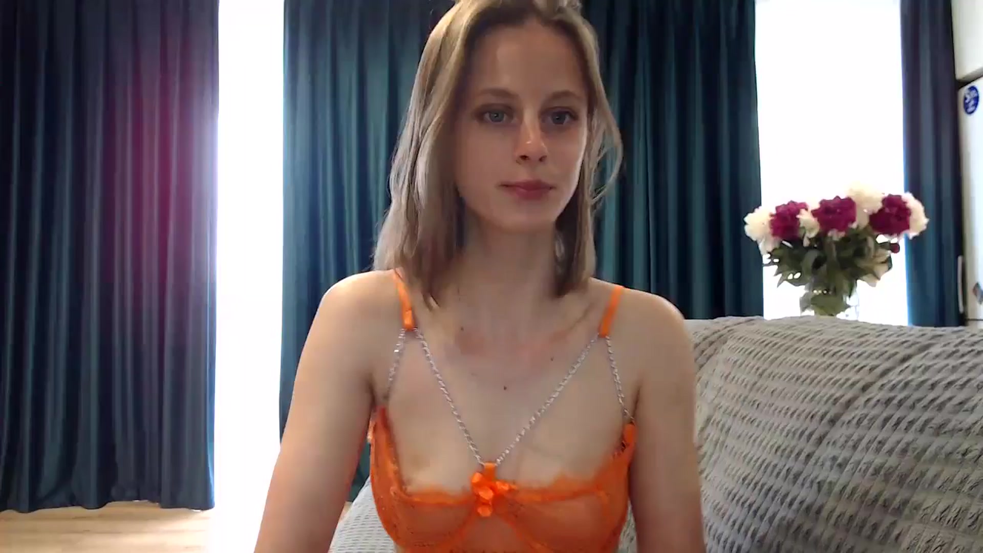 Gallery image thumbnail from mimiMILFal's myfreecams stream on, 06/04/2024, 12:19 image 1 of 20