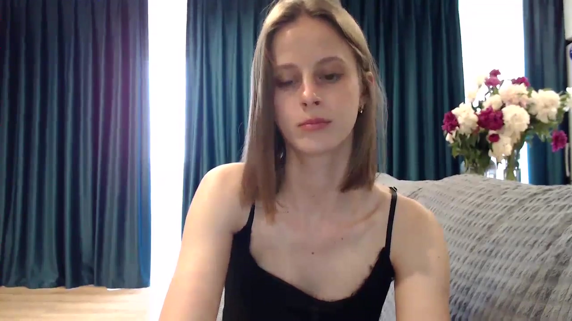 Gallery image thumbnail from mimiMILFal's myfreecams stream on, 06/05/2024, 12:55 image 7 of 20