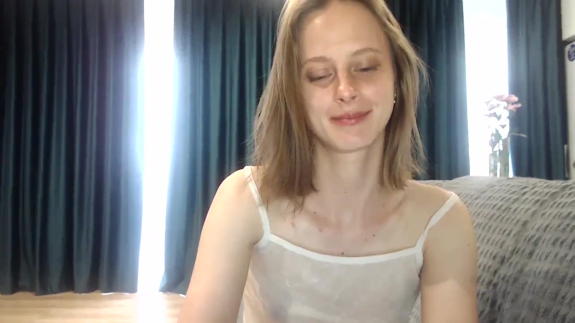 Gallery image thumbnail from mimiMILFal's myfreecams stream on, 06/11/2024, 13:49 image 16 of 20