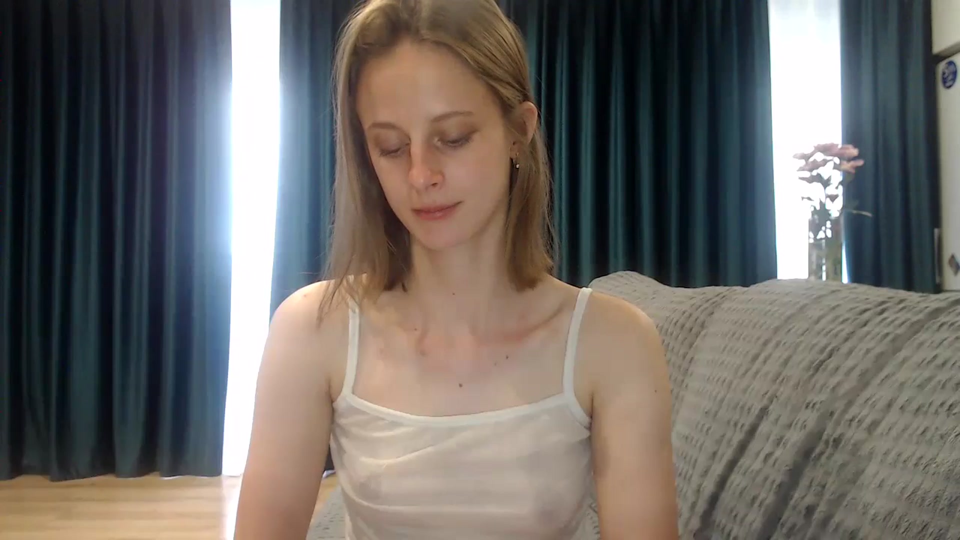 Gallery image thumbnail from mimiMILFal's myfreecams stream on, 06/11/2024, 15:03 image 6 of 20