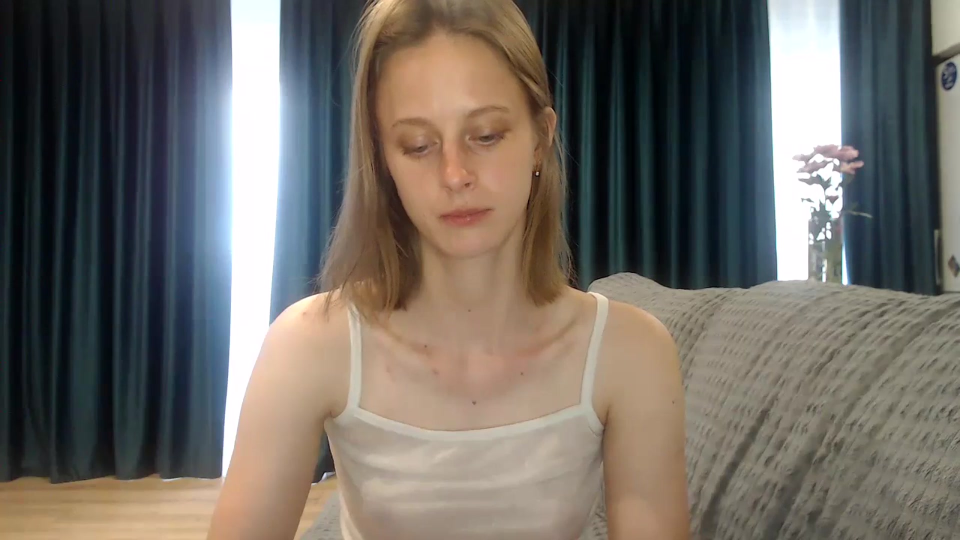 Gallery image thumbnail from mimiMILFal's myfreecams stream on, 06/11/2024, 15:03 image 4 of 20