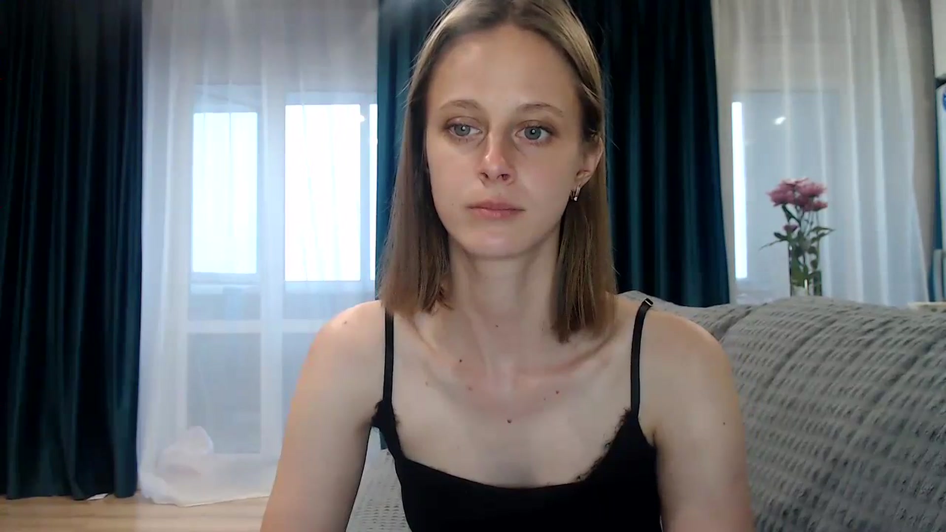 Gallery image thumbnail from mimiMILFal's myfreecams stream on, 06/13/2024, 12:31 image 2 of 20