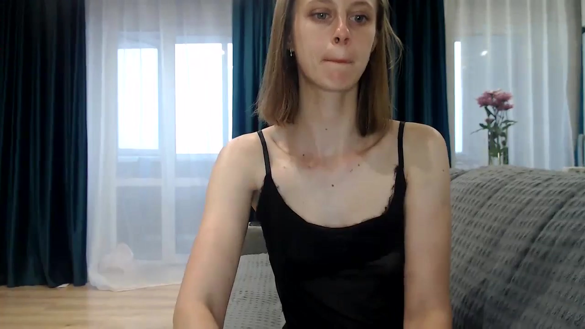 Gallery image thumbnail from mimiMILFal's myfreecams stream on, 06/13/2024, 12:31 image 9 of 20