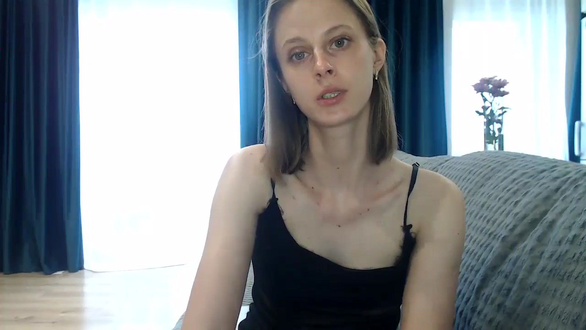 Gallery image thumbnail from mimiMILFal's myfreecams stream on, 06/13/2024, 14:17 image 15 of 20