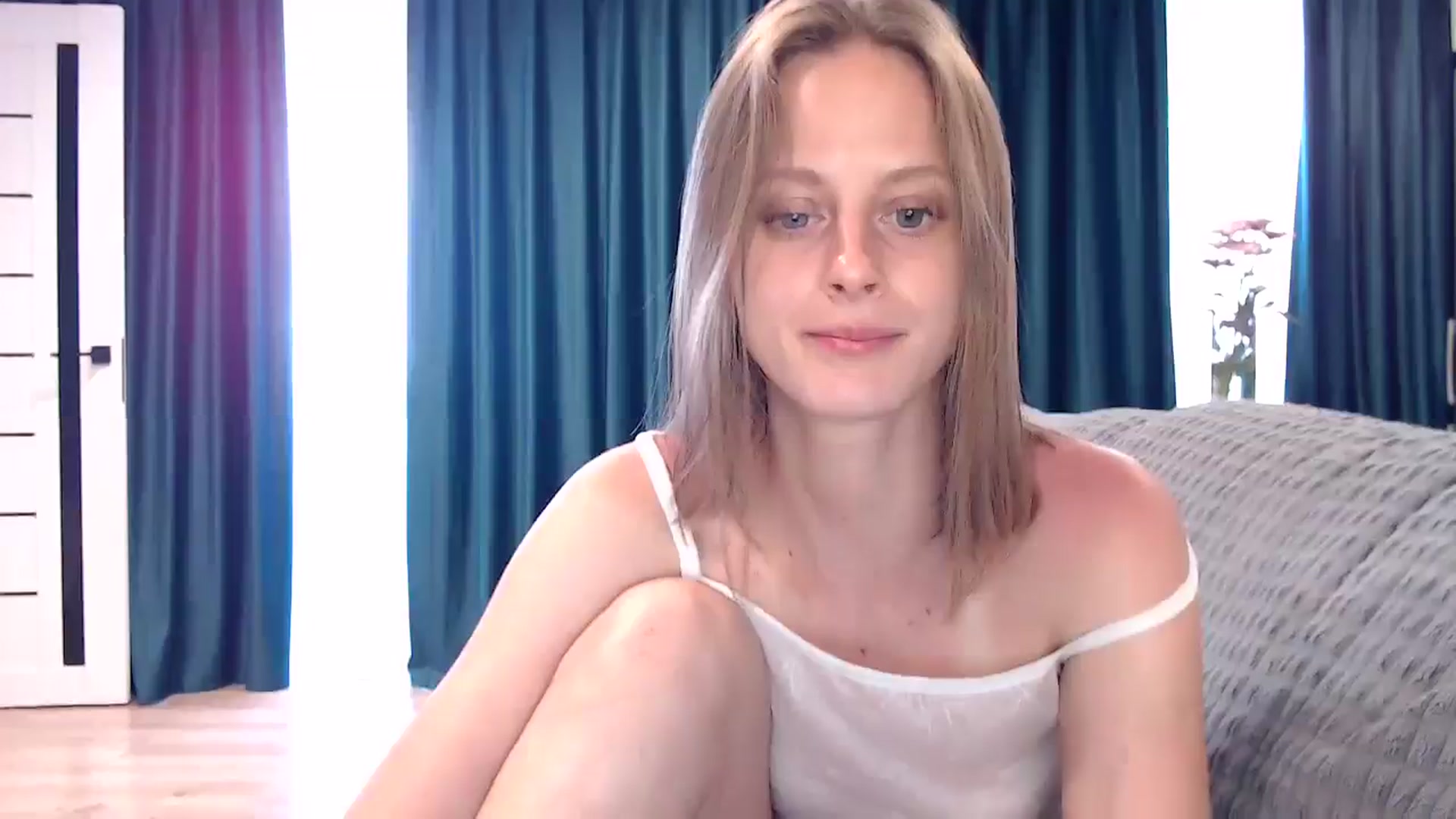 Gallery image thumbnail from mimiMILFal's myfreecams stream on, 06/16/2024, 12:19 image 14 of 20