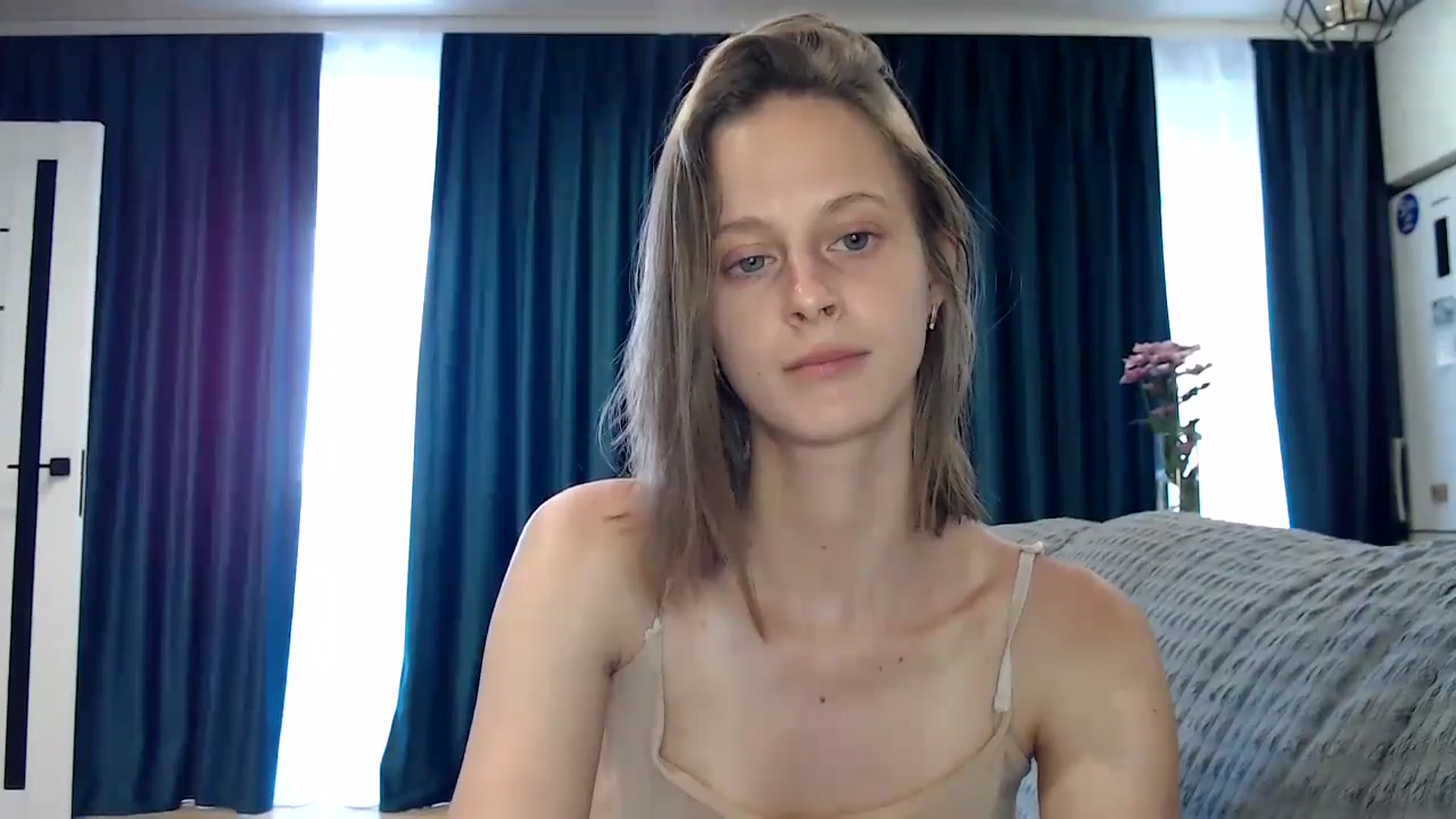 Gallery image thumbnail from mimiMILFal's myfreecams stream on, 06/17/2024, 12:06 image 7 of 20